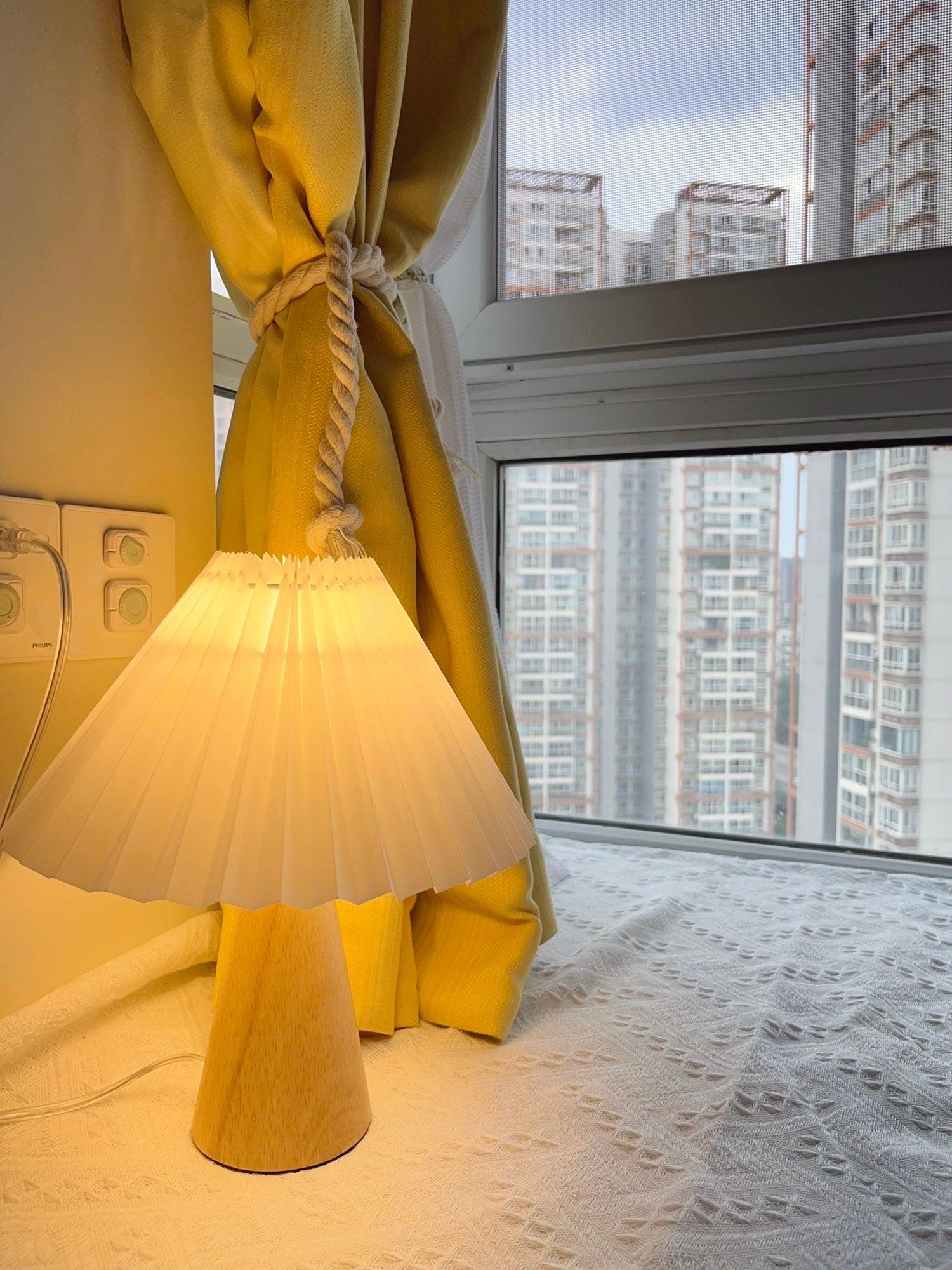 Martha Minimalist Wood Table Lamp - Letslighting