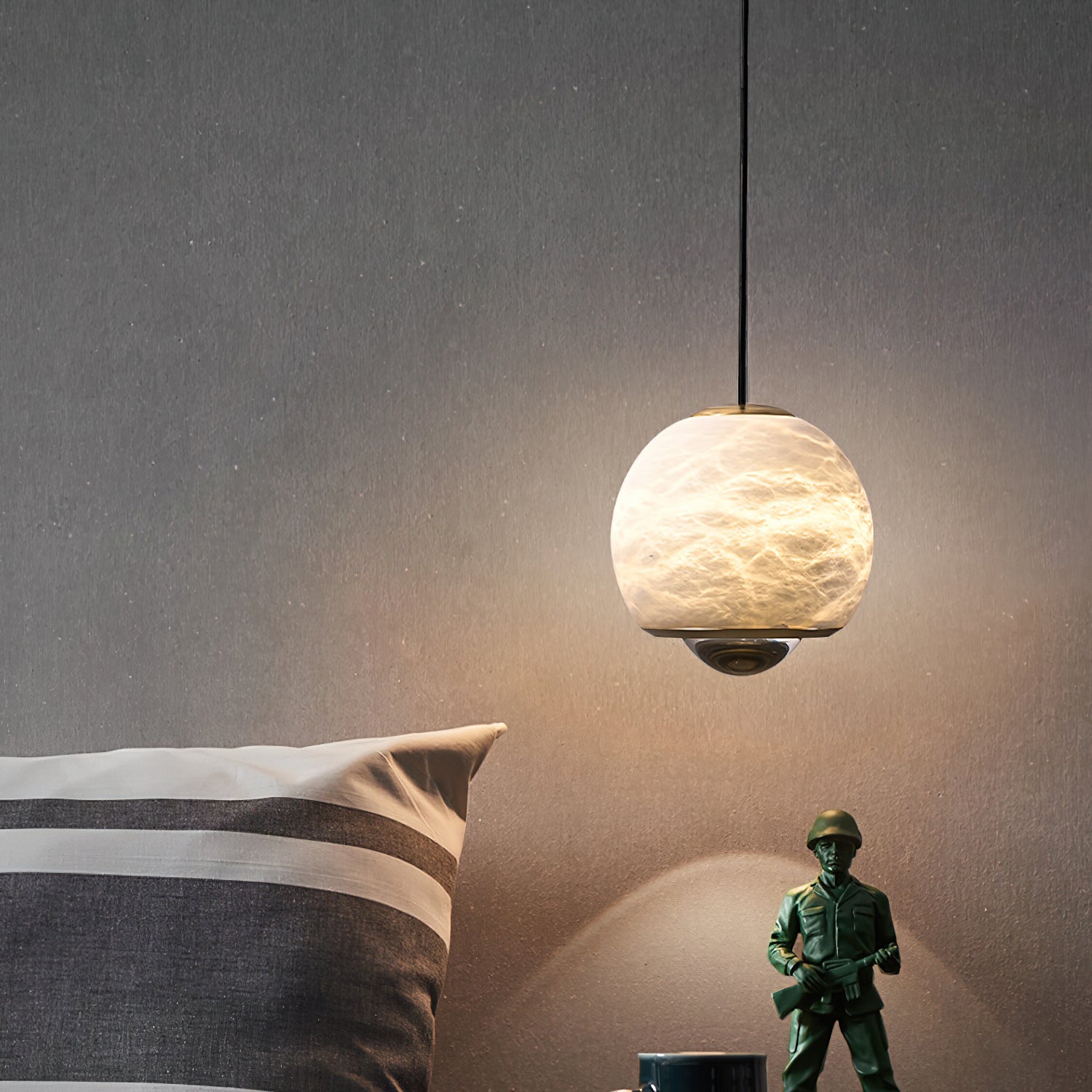 Zephaan Modern Minimalist Brass Alabaster Pendant Light - Letslighting