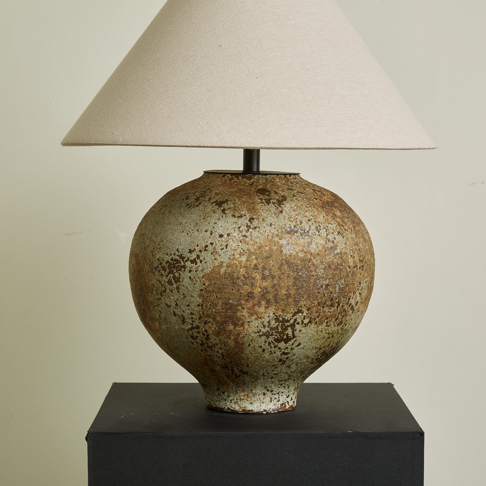 Logan Modern Ceramics Table Lamp - Letslighting