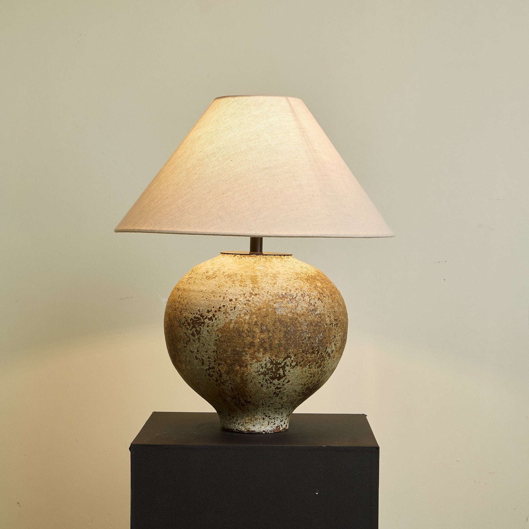 Logan Modern Ceramics Table Lamp - Letslighting