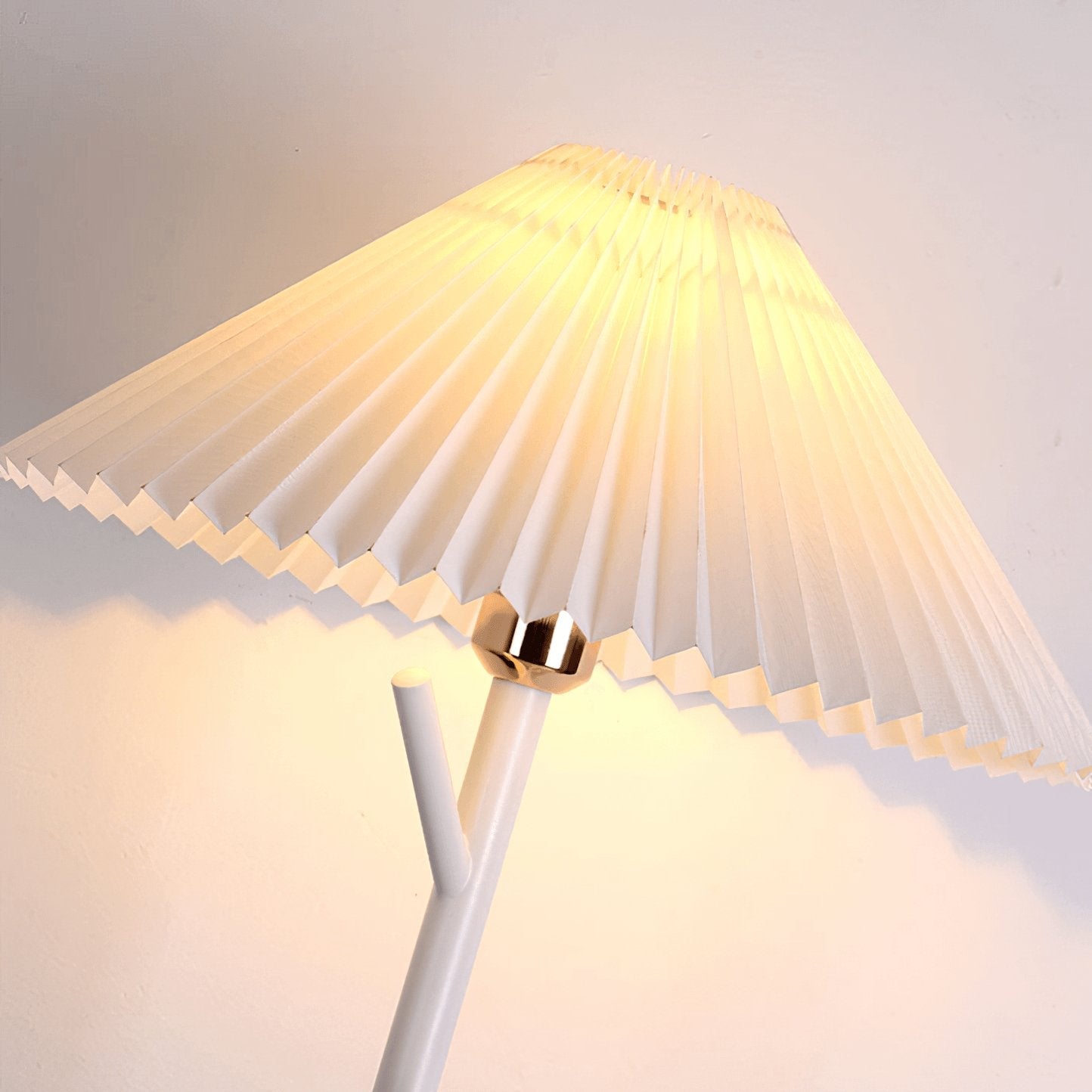 Nora Modern Floor Lamp - Letslighting