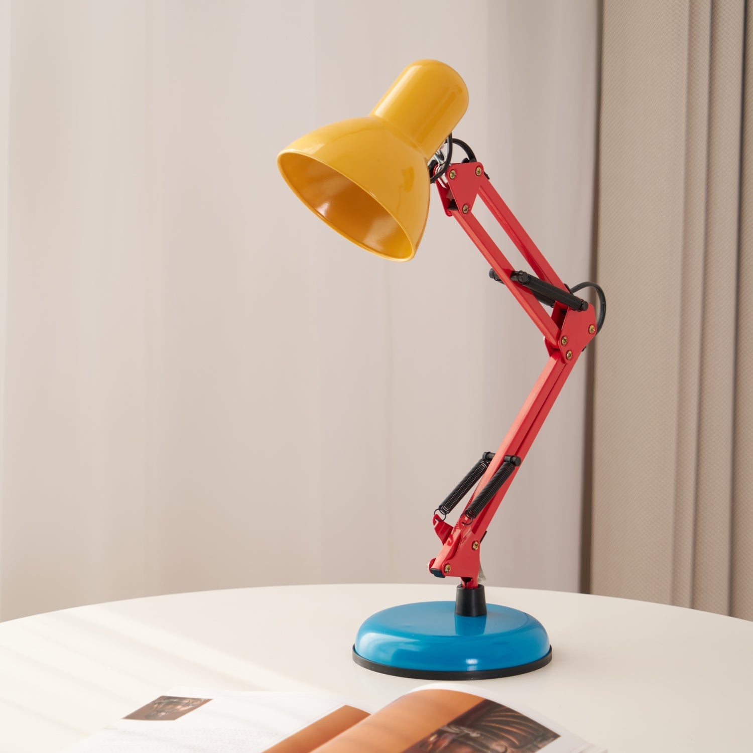Jamie Modern Table Lamp - Letslighting