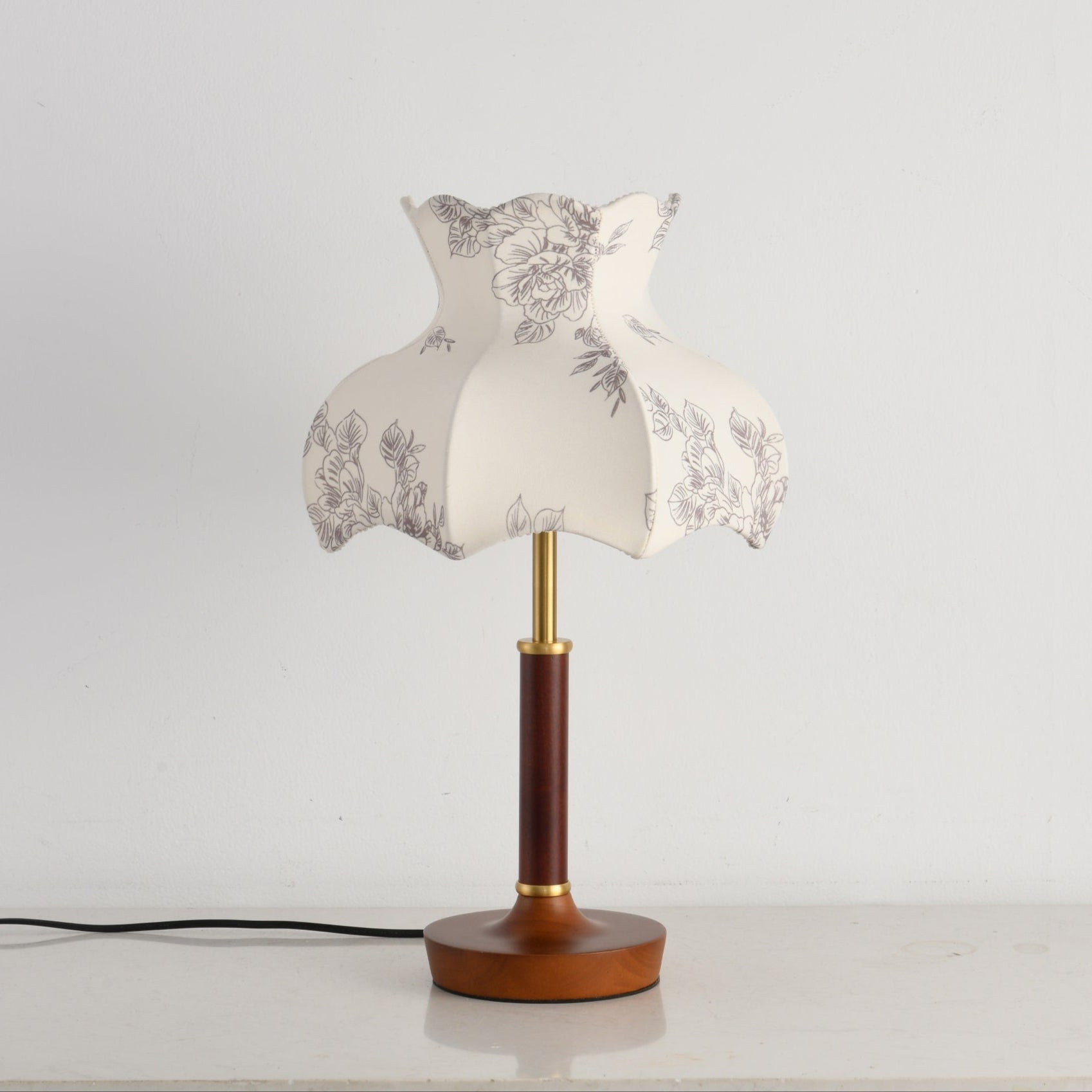 Naomi Vintage Table Lamp - Letslighting