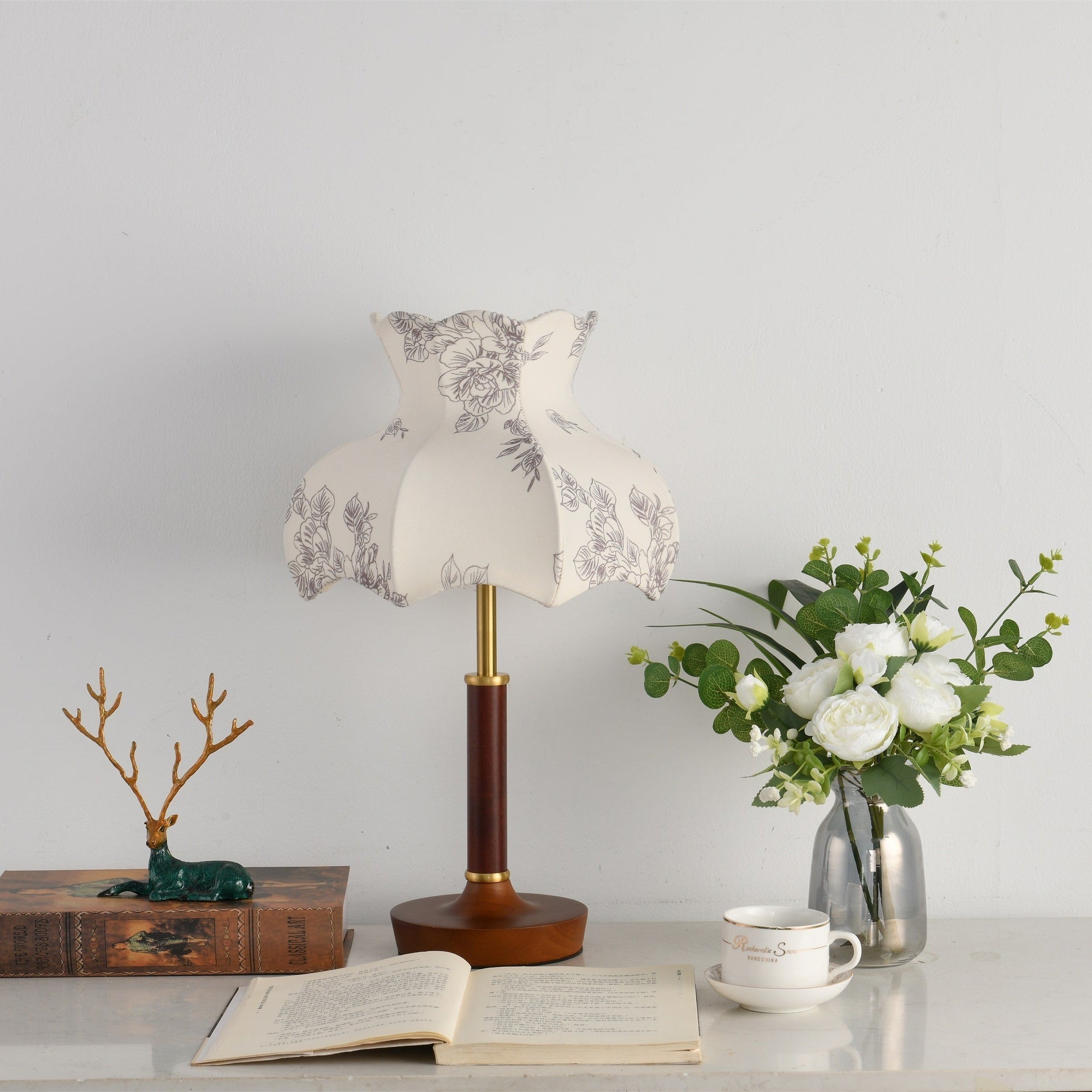 Naomi Vintage Table Lamp - Letslighting