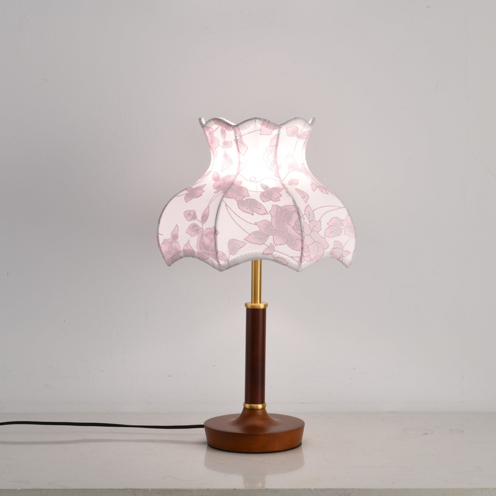 Naomi Vintage Table Lamp - Letslighting