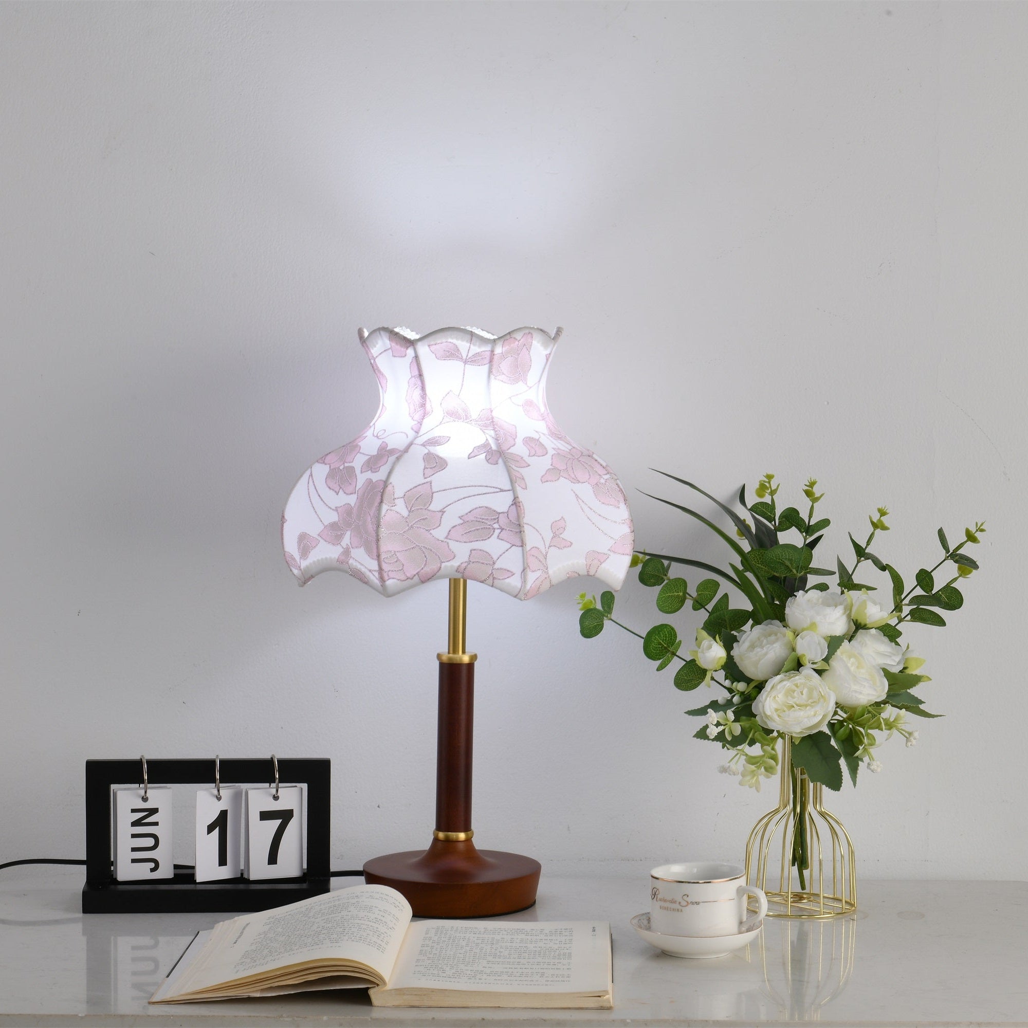 Naomi Vintage Table Lamp - Letslighting