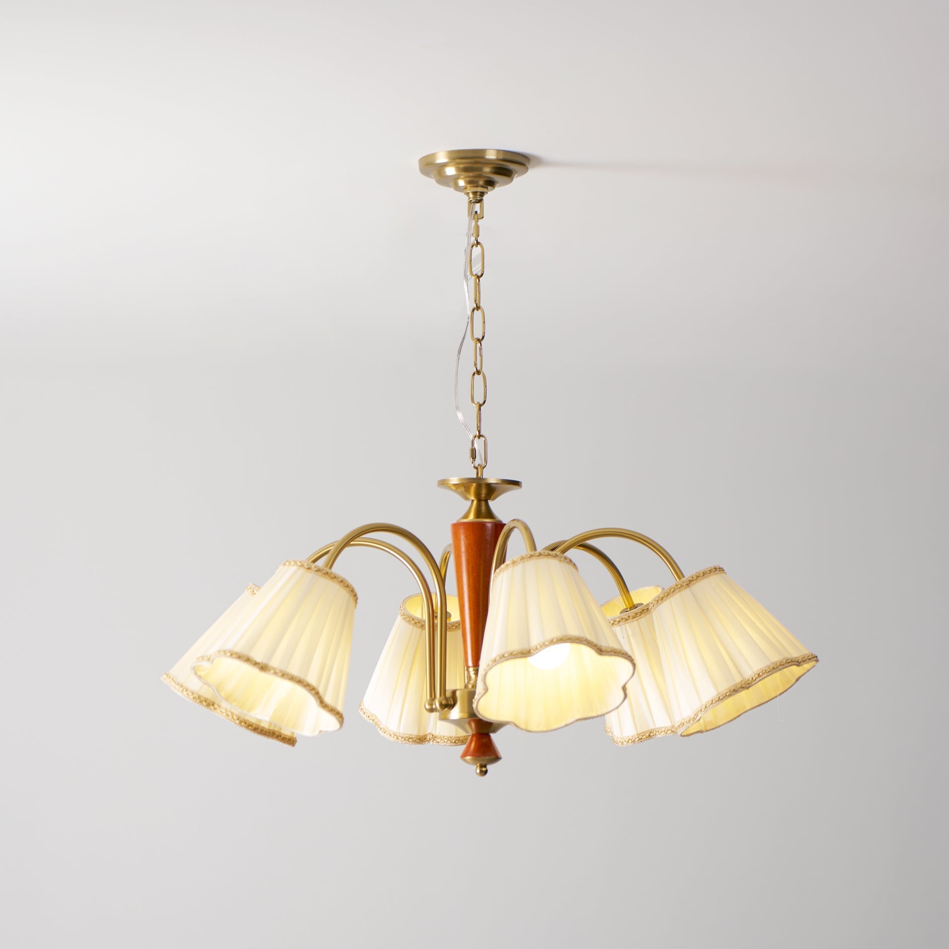 Elijh Vintage Chandelier - Letslighting