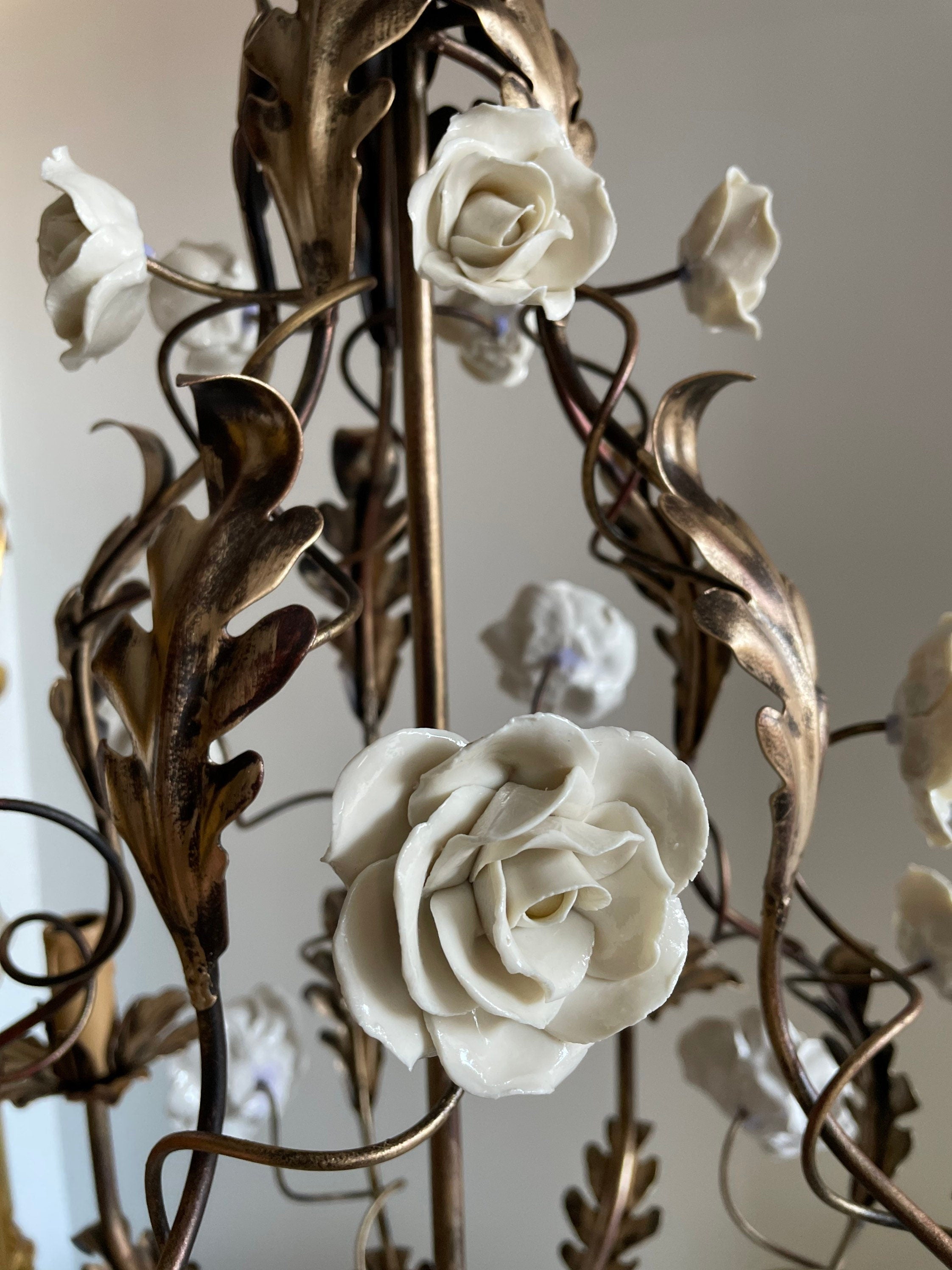 Araeyra Postmodern Luxury Rose Ceramic Chandelier - Letslighting