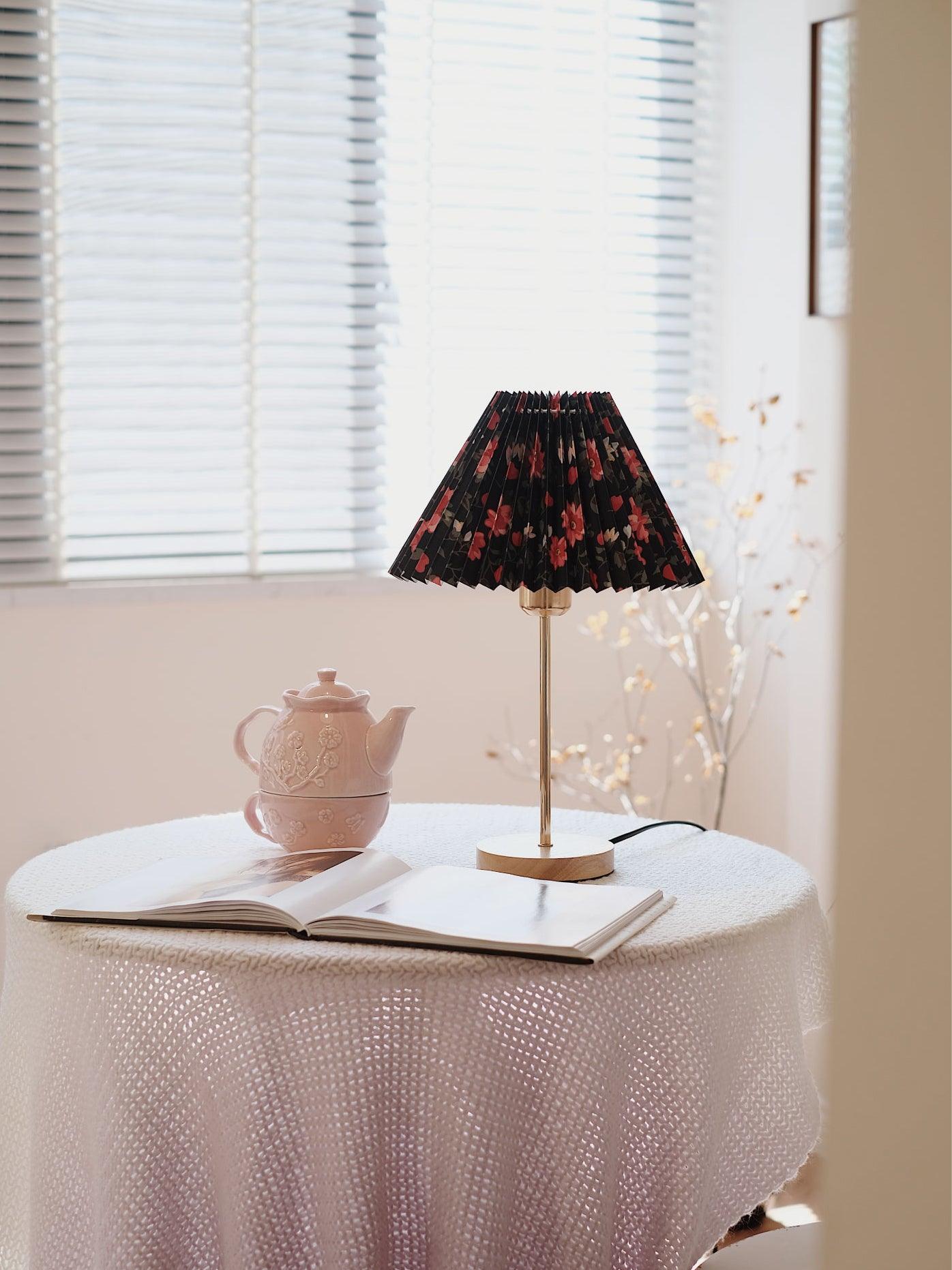 Zevelyra Fabric Table Lamp - Letslighting