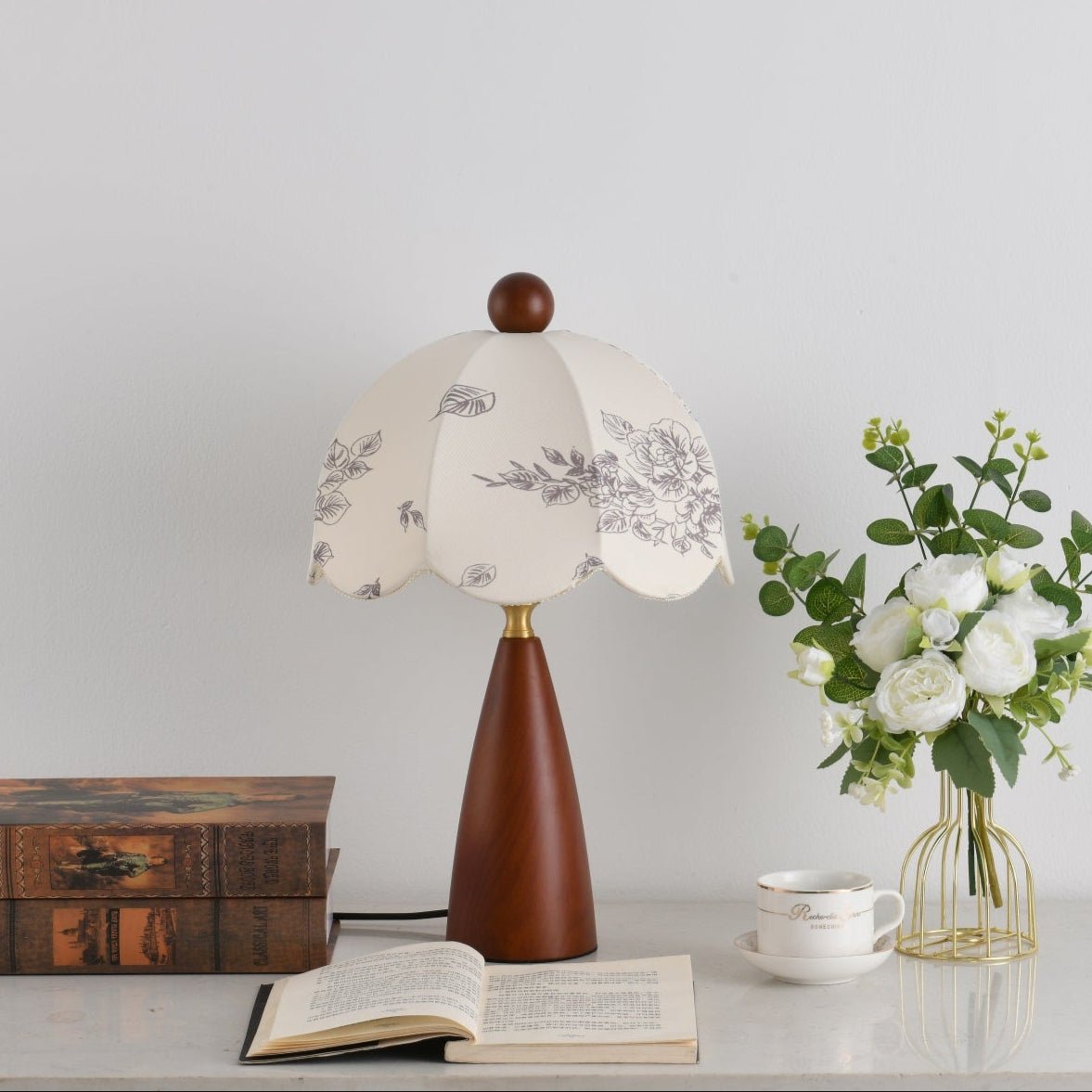 Ruby Vintage Table Lamp - Letslighting