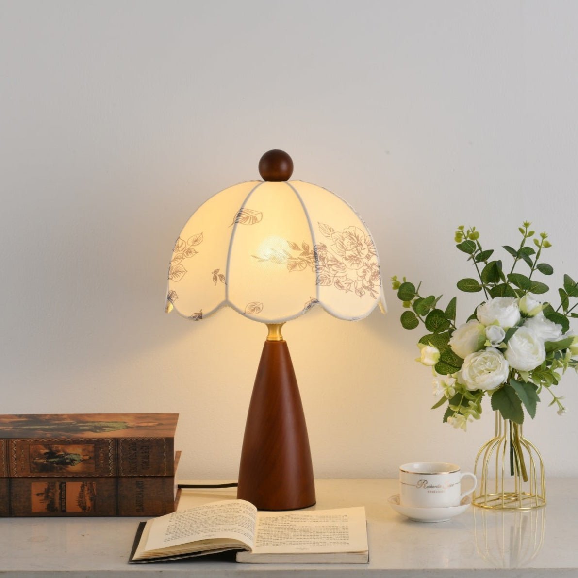 Ruby Vintage Table Lamp - Letslighting