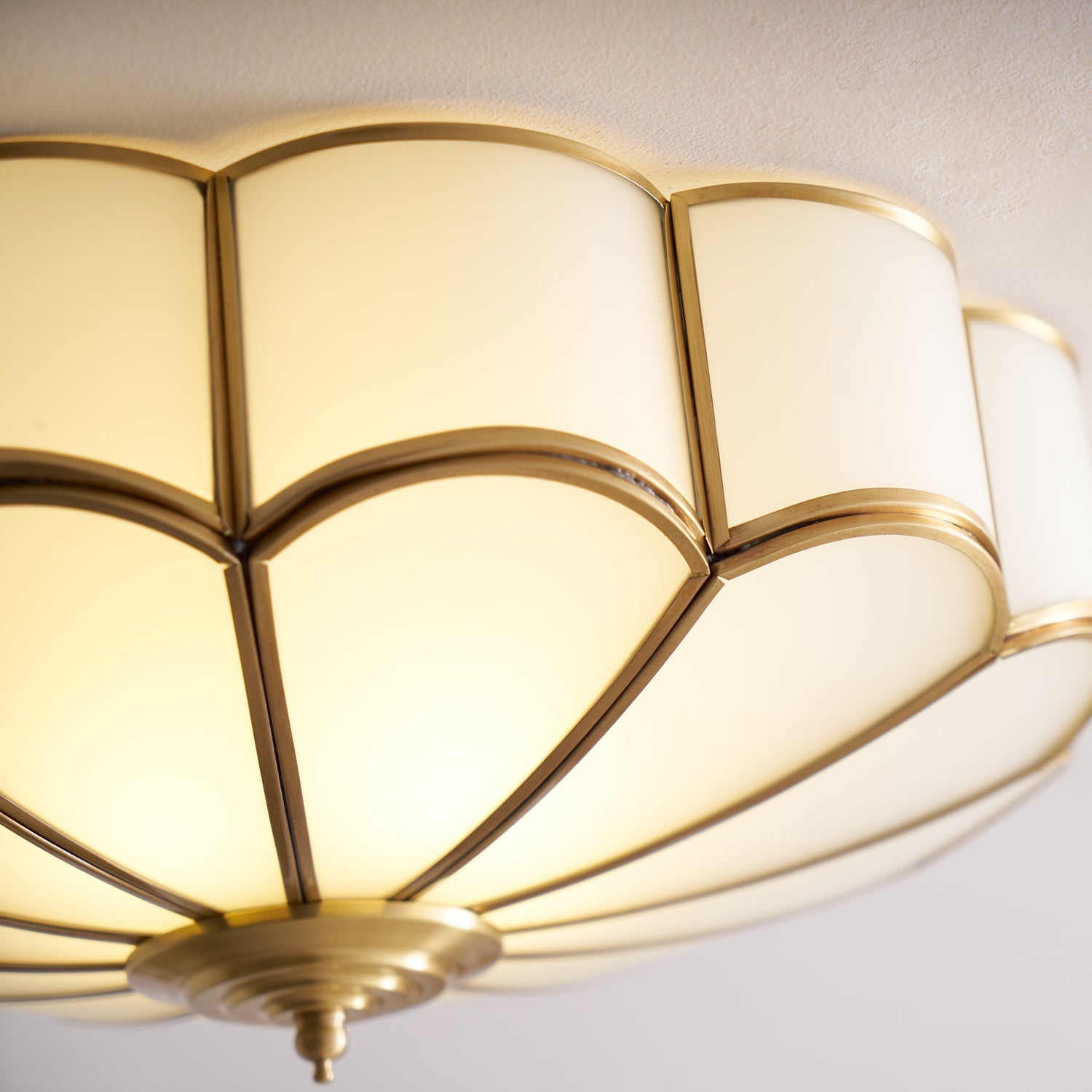 Lustra Ceiling Light Flower Shape Glass Brass - Letslighting