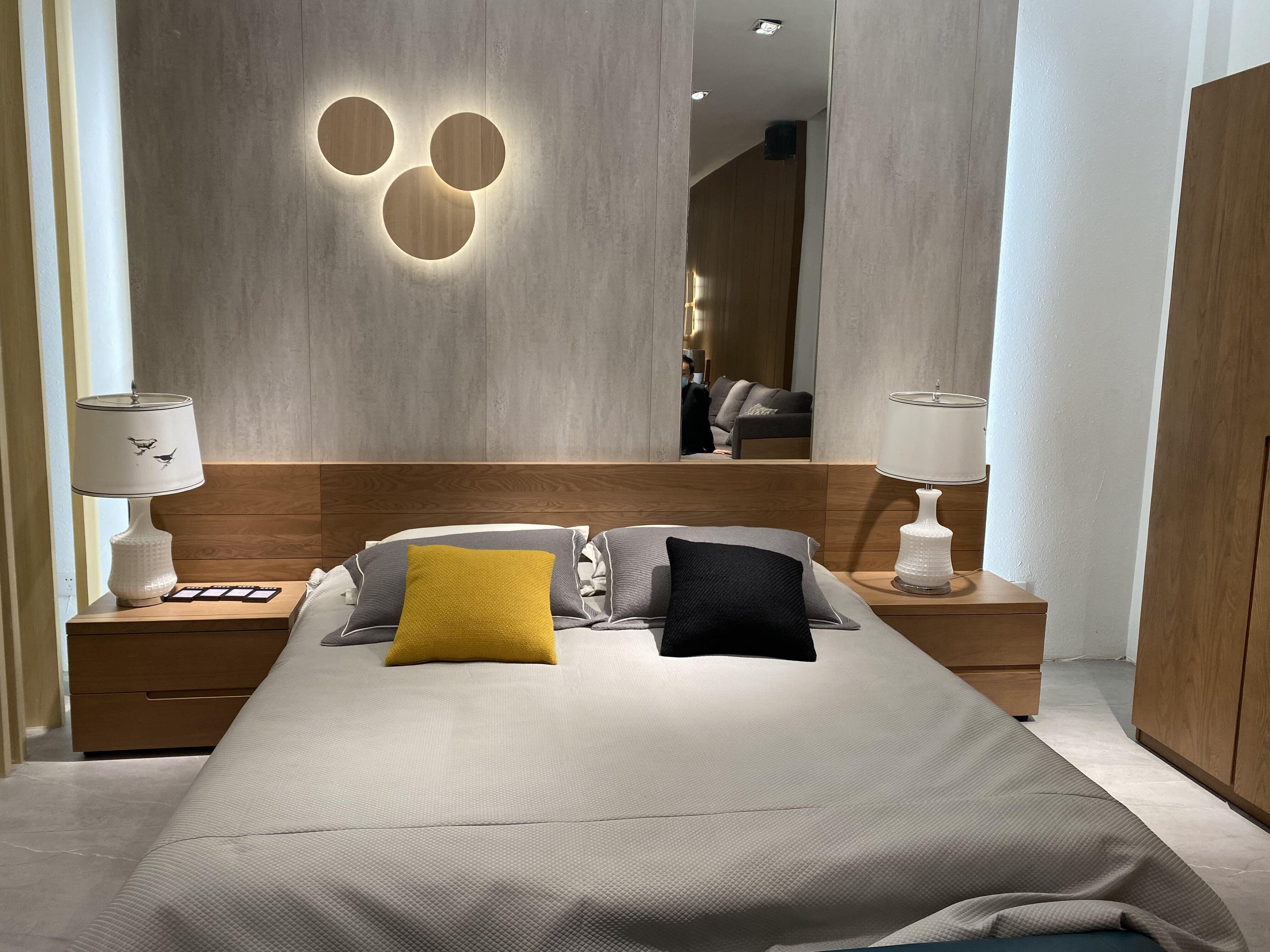 Megan Geometric Disc Wall Lamp - Letslighting