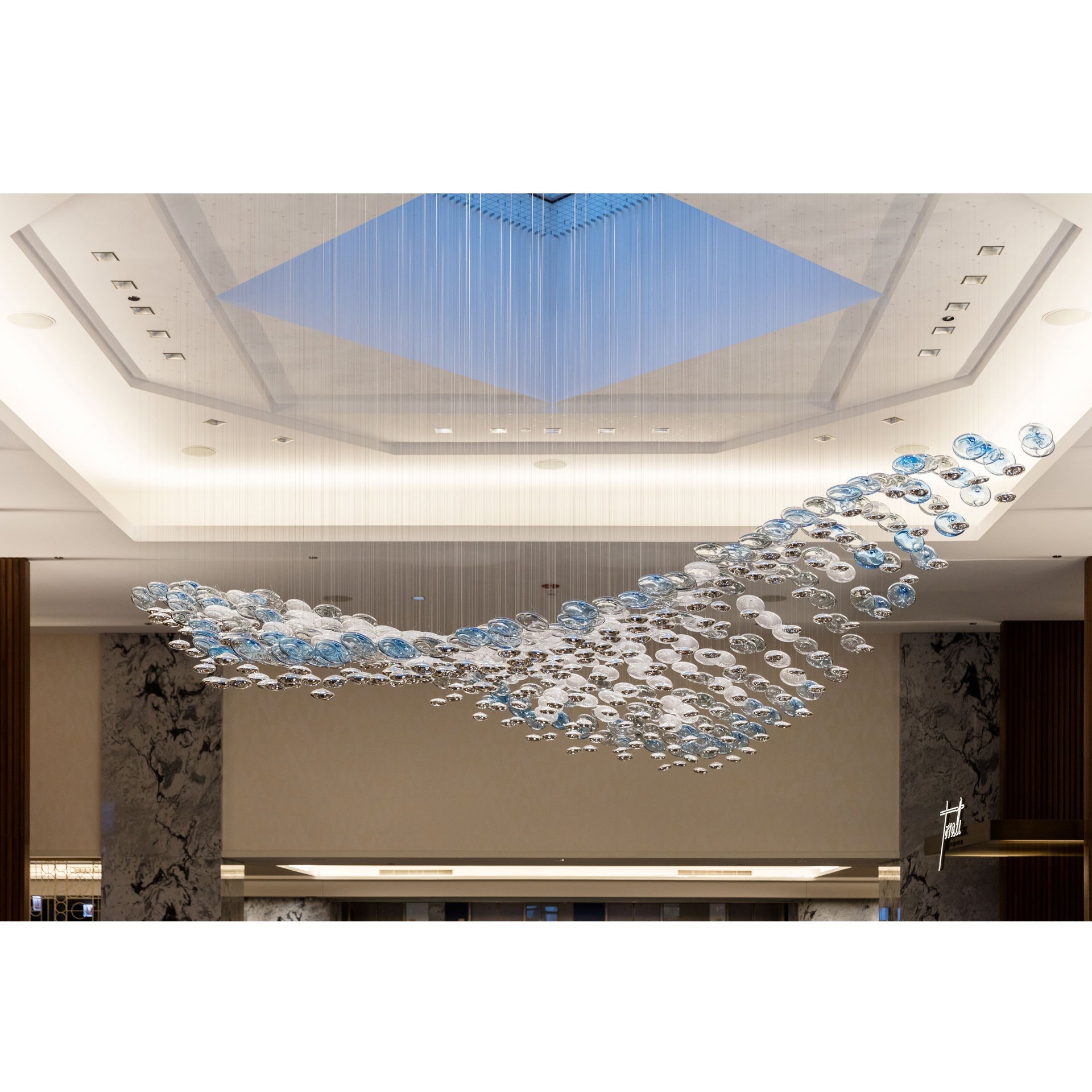 Ilvyniel Crystal Wave Chandelier - Letslighting