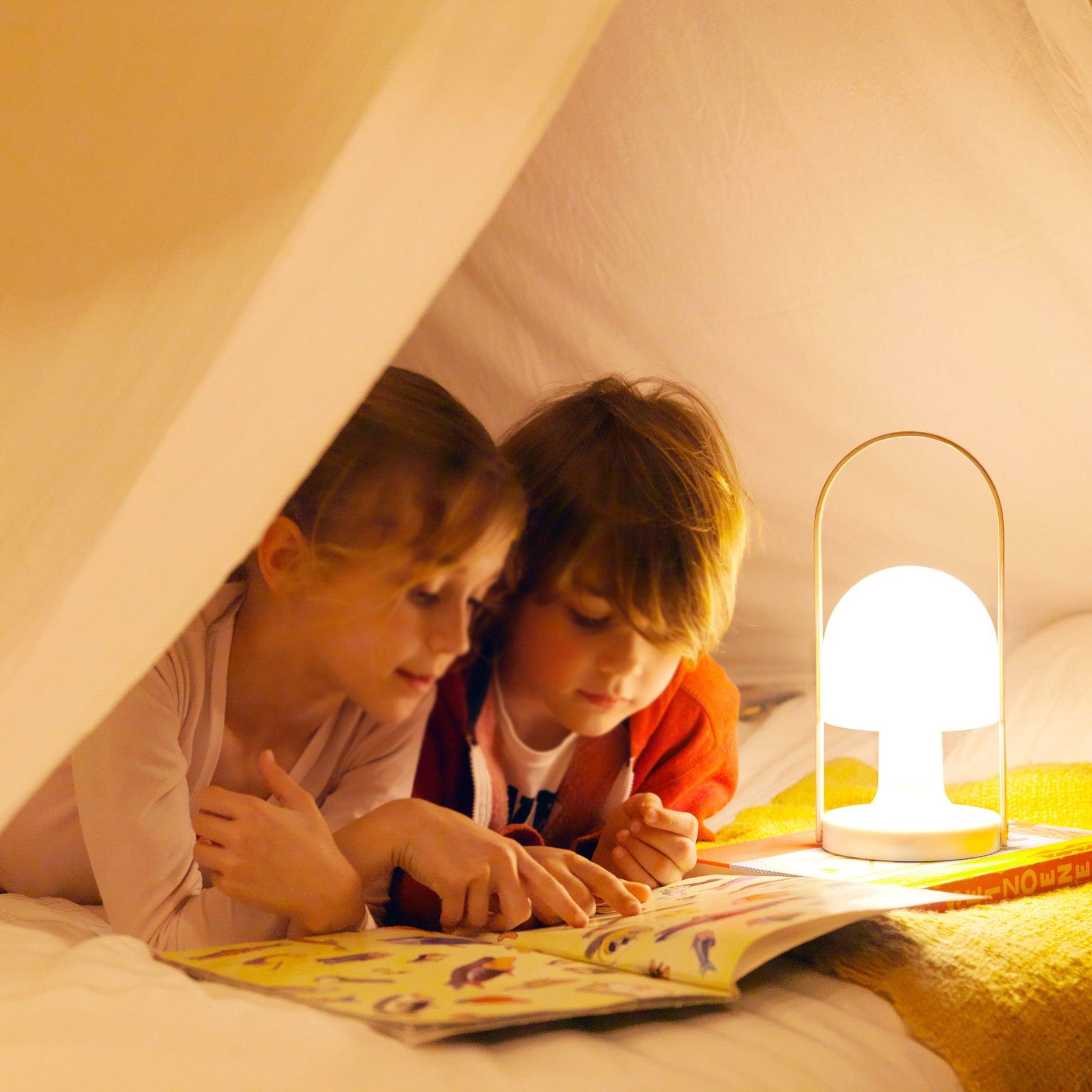 Solisice Scandinavian Table Lamp - Letslighting