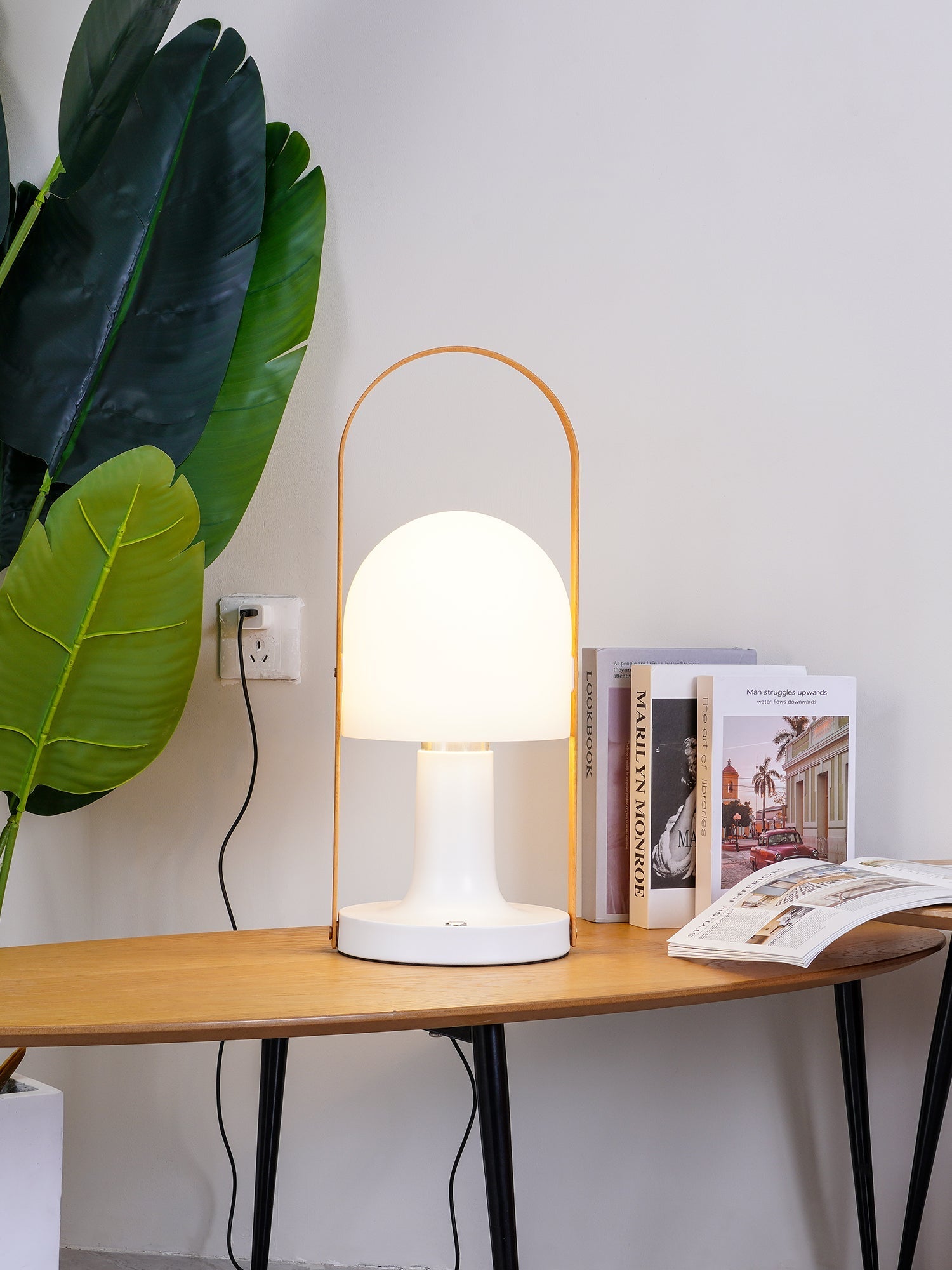 Solisice Scandinavian Table Lamp - Letslighting