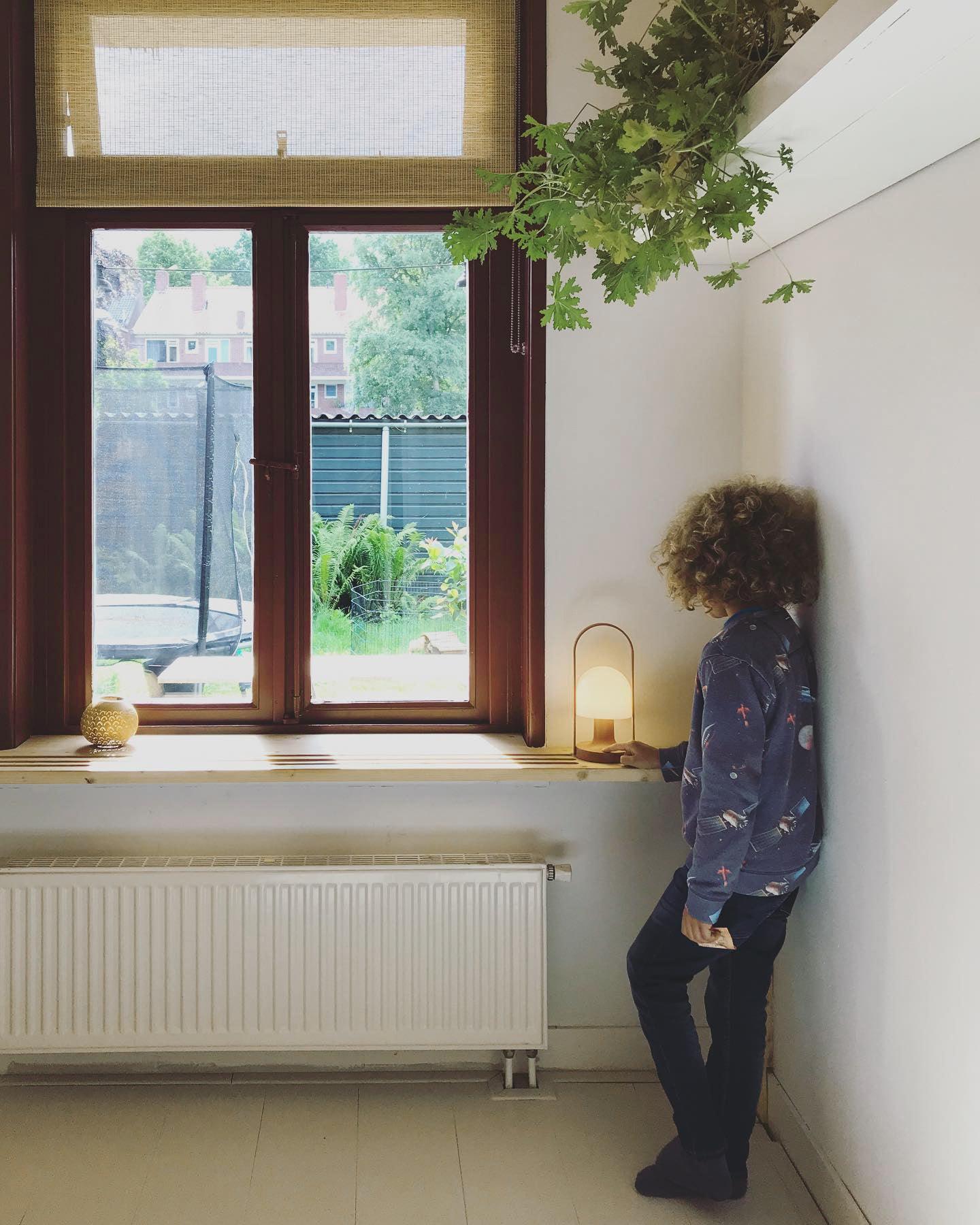 Solisice Scandinavian Table Lamp - Letslighting