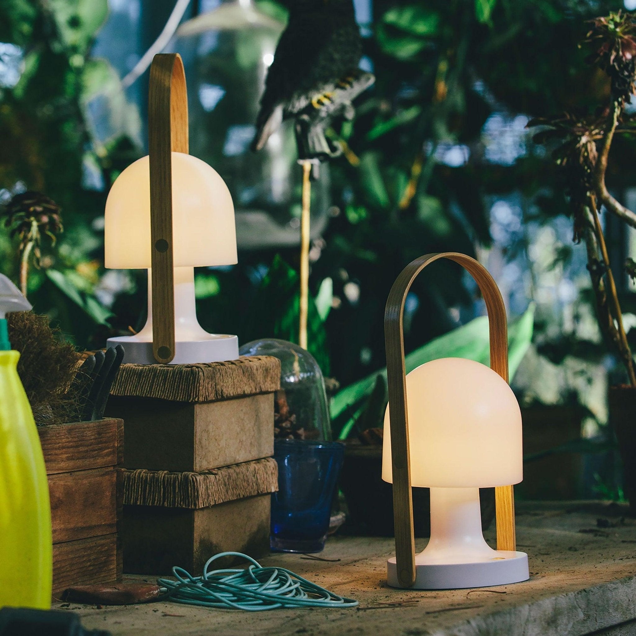 Solisice Scandinavian Table Lamp - Letslighting