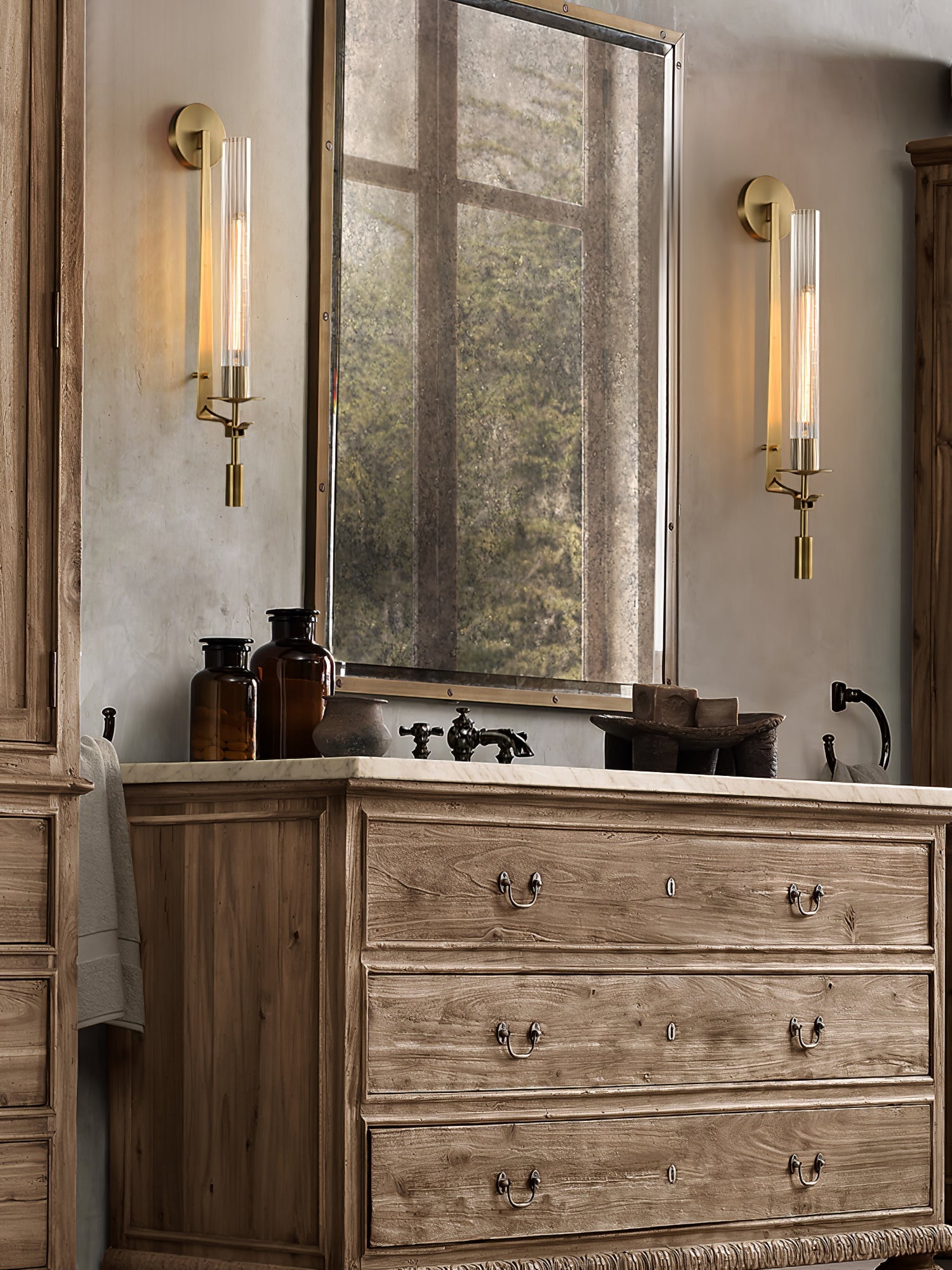 Lustra Wall Lamp Brass Minimalist Ribbed Glass - Letslighting