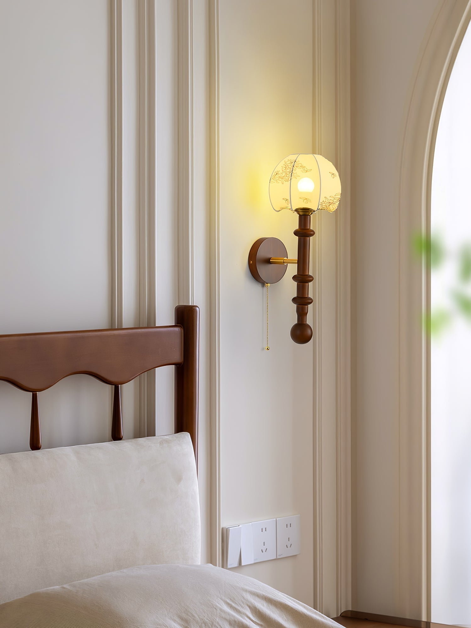 Hilda Roma Elegance Wood Sconce Wall lamp - Letslighting