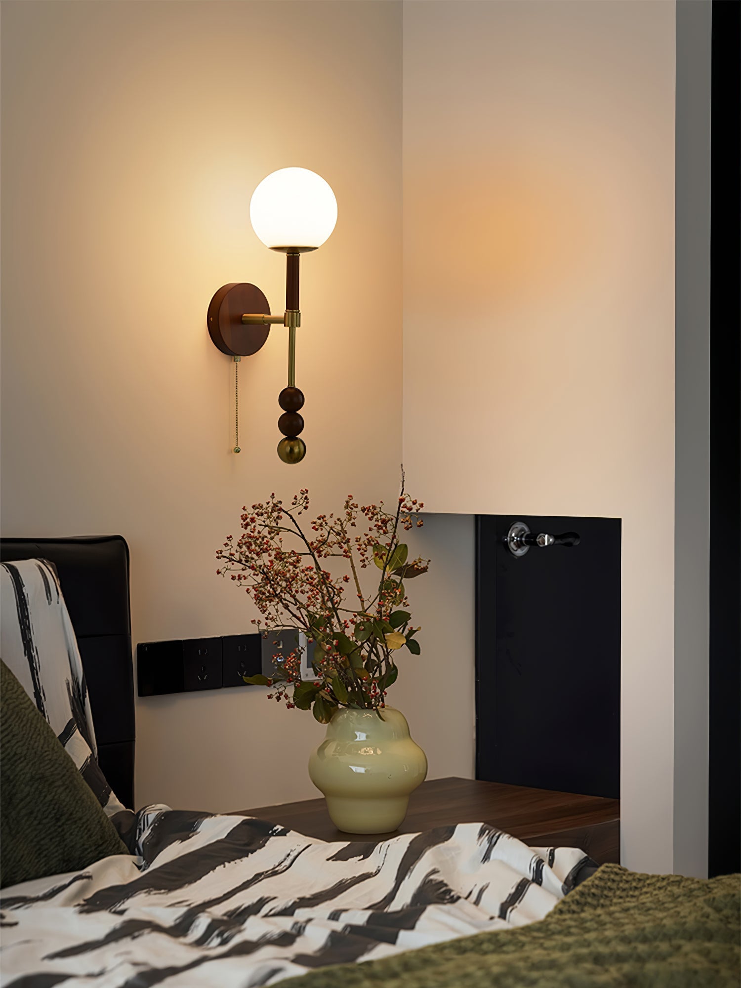 Hilda Roma Elegance Wood Sconce Wall lamp - Letslighting