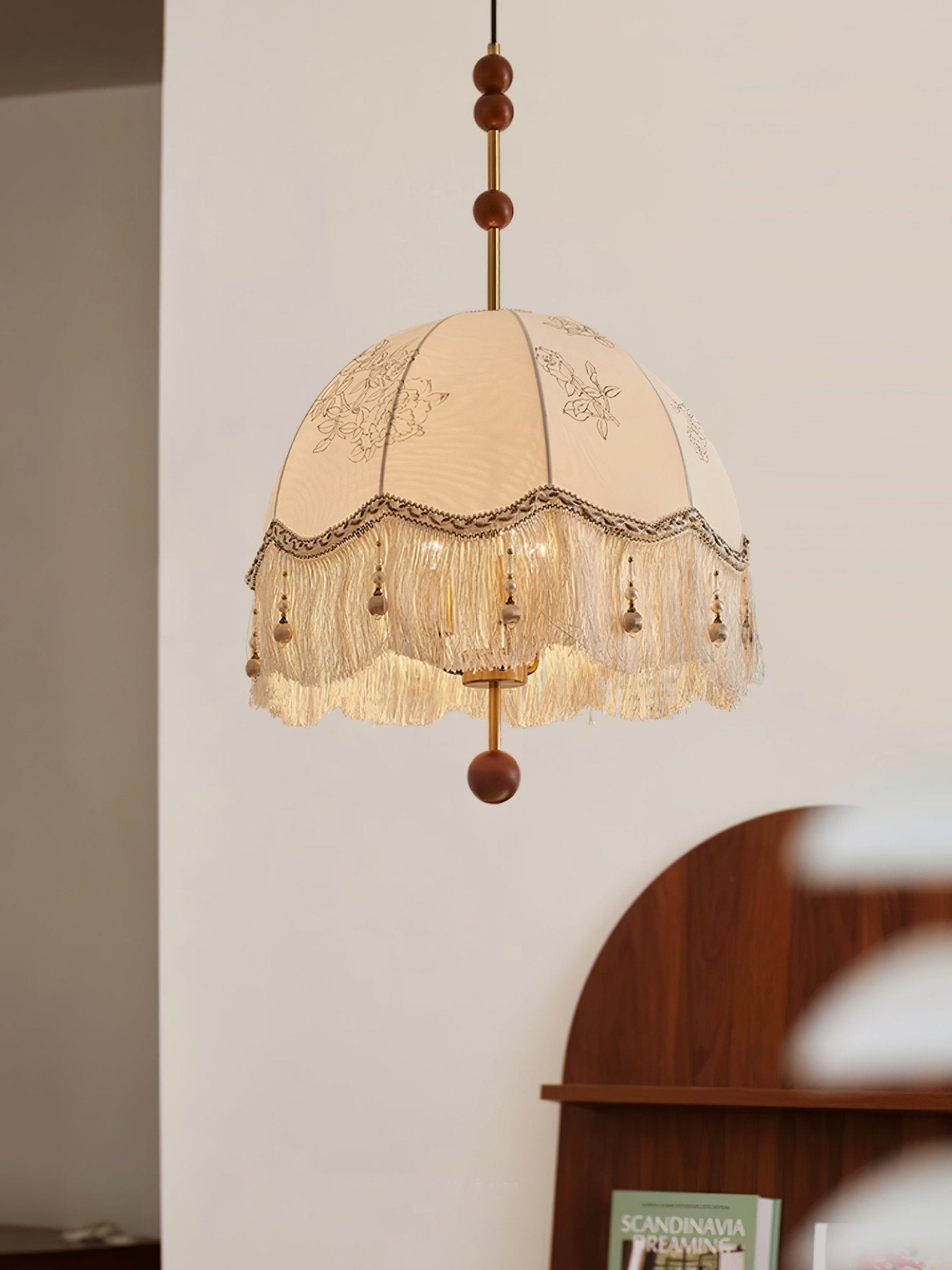 Iltalaris Unique Elegance Fringe Pendant Lamp - Letslighting