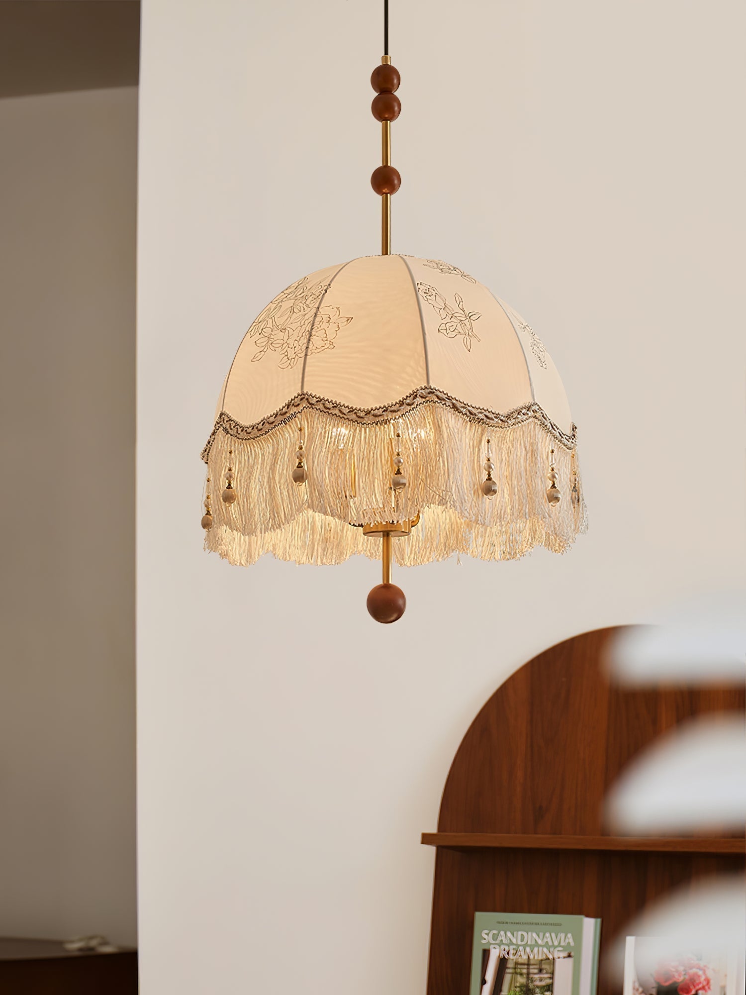 Iltalaris Unique Elegance Fringe Pendant Lamp - Letslighting