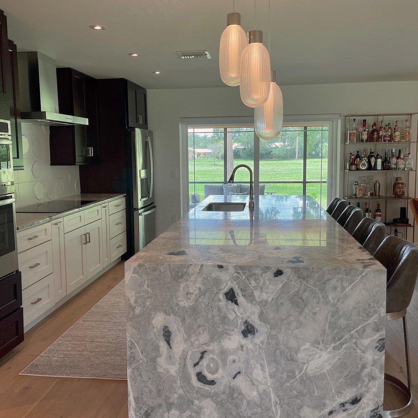 Elaro Aluminum Classic Pendant Lamp - Letslighting