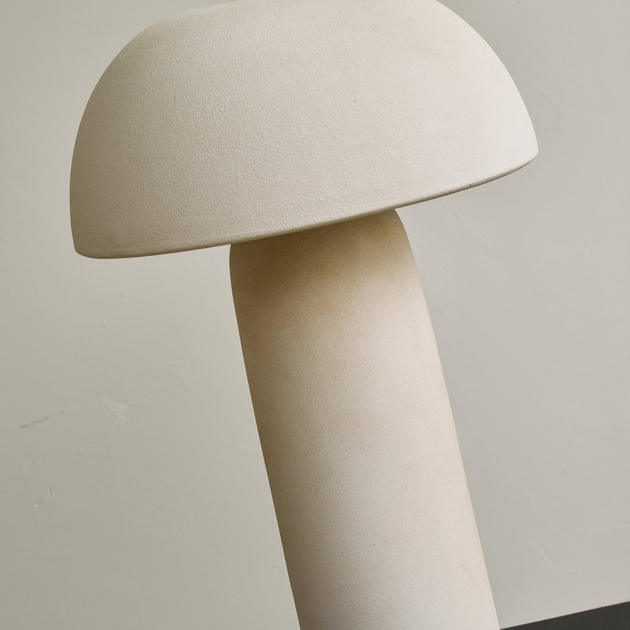 Averose Ceramic Minimalist Table Lamp - Letslighting