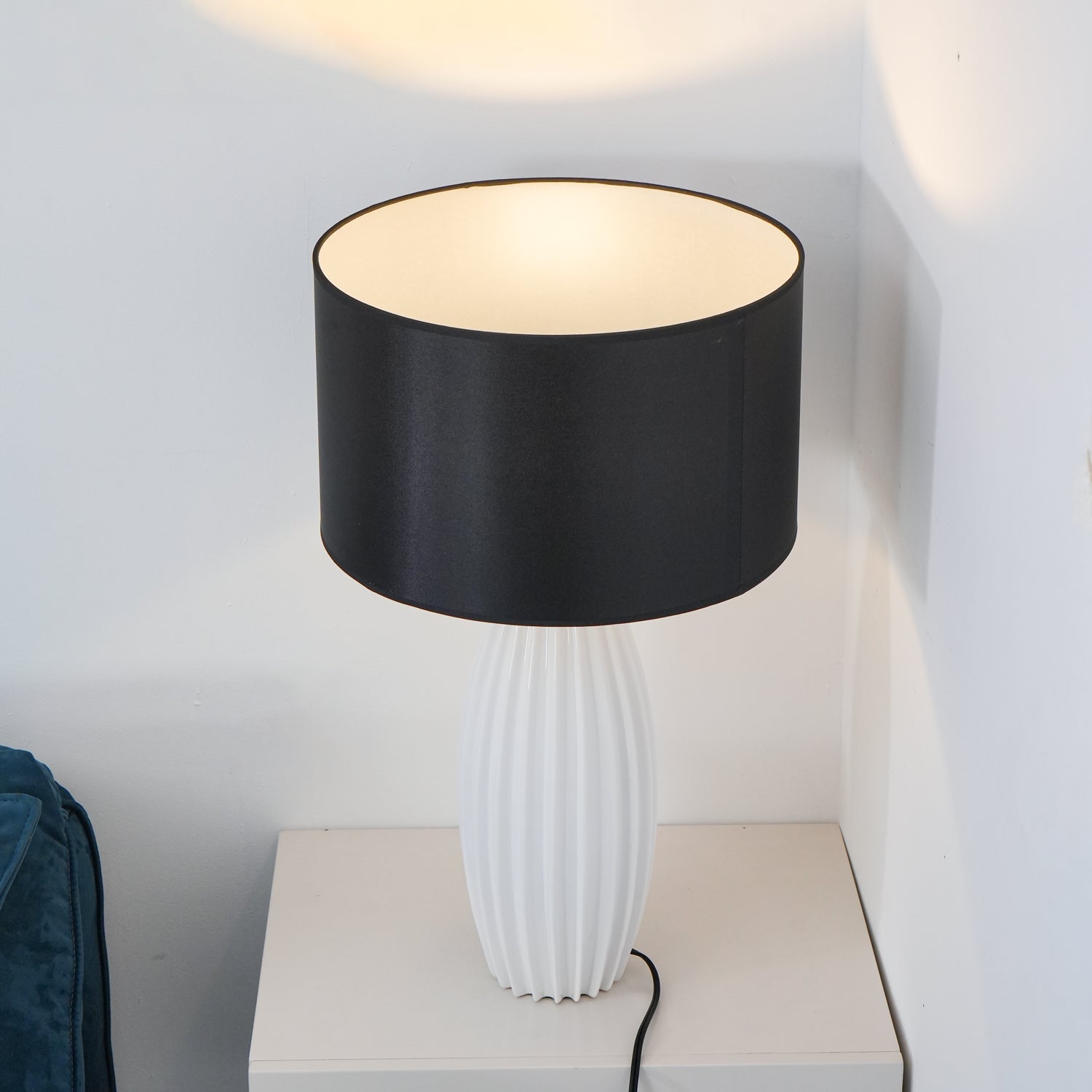 Carlton Modern Ceramics Table Lamp - Letslighting