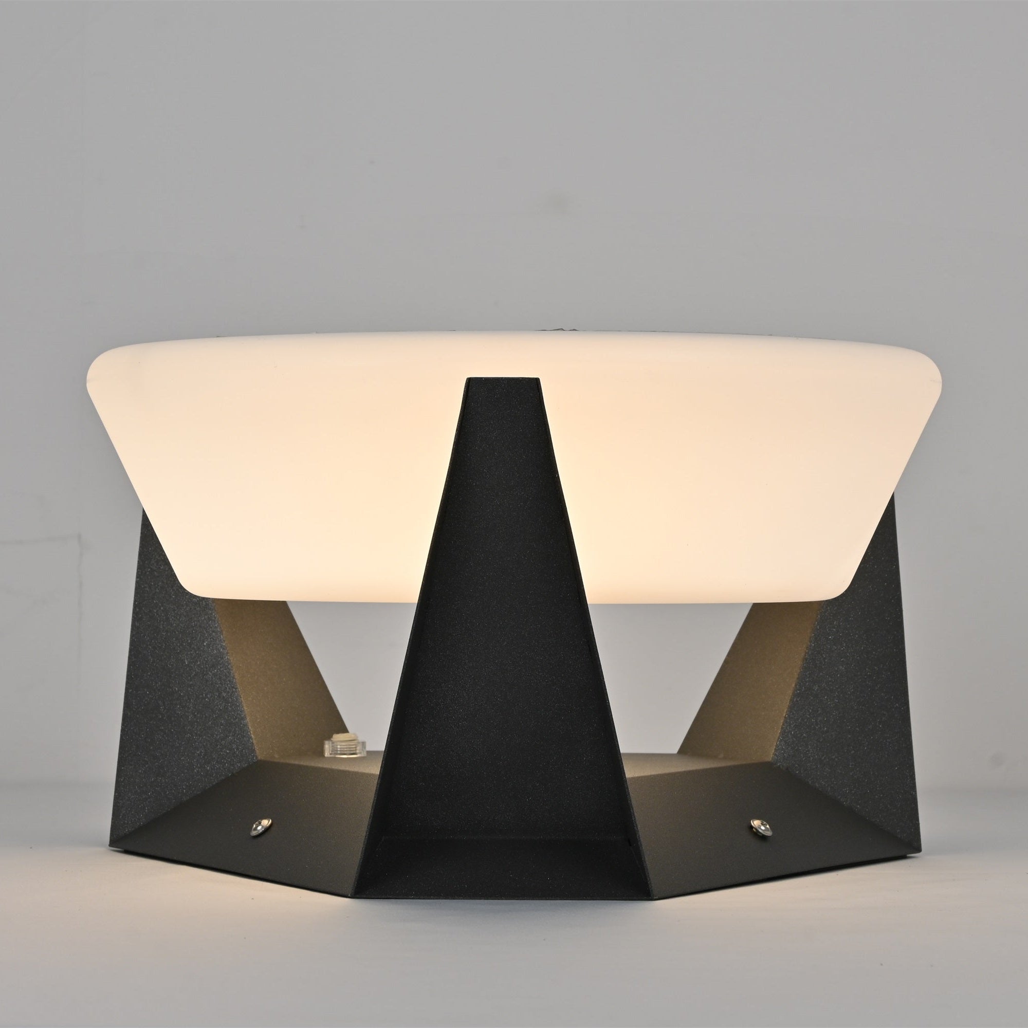Auren Modern Solar Outdoor Light - Letslighting
