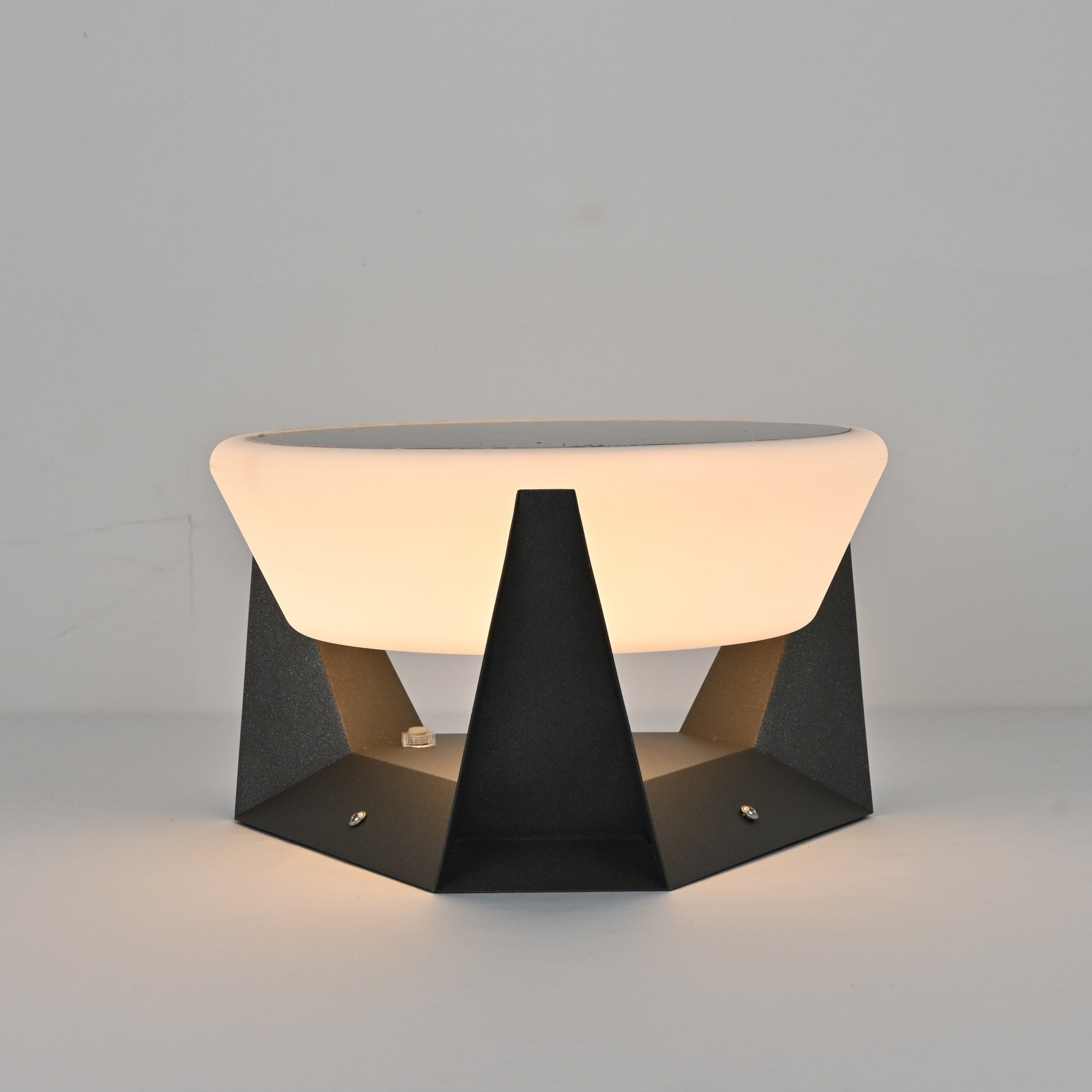 Auren Modern Solar Outdoor Light - Letslighting