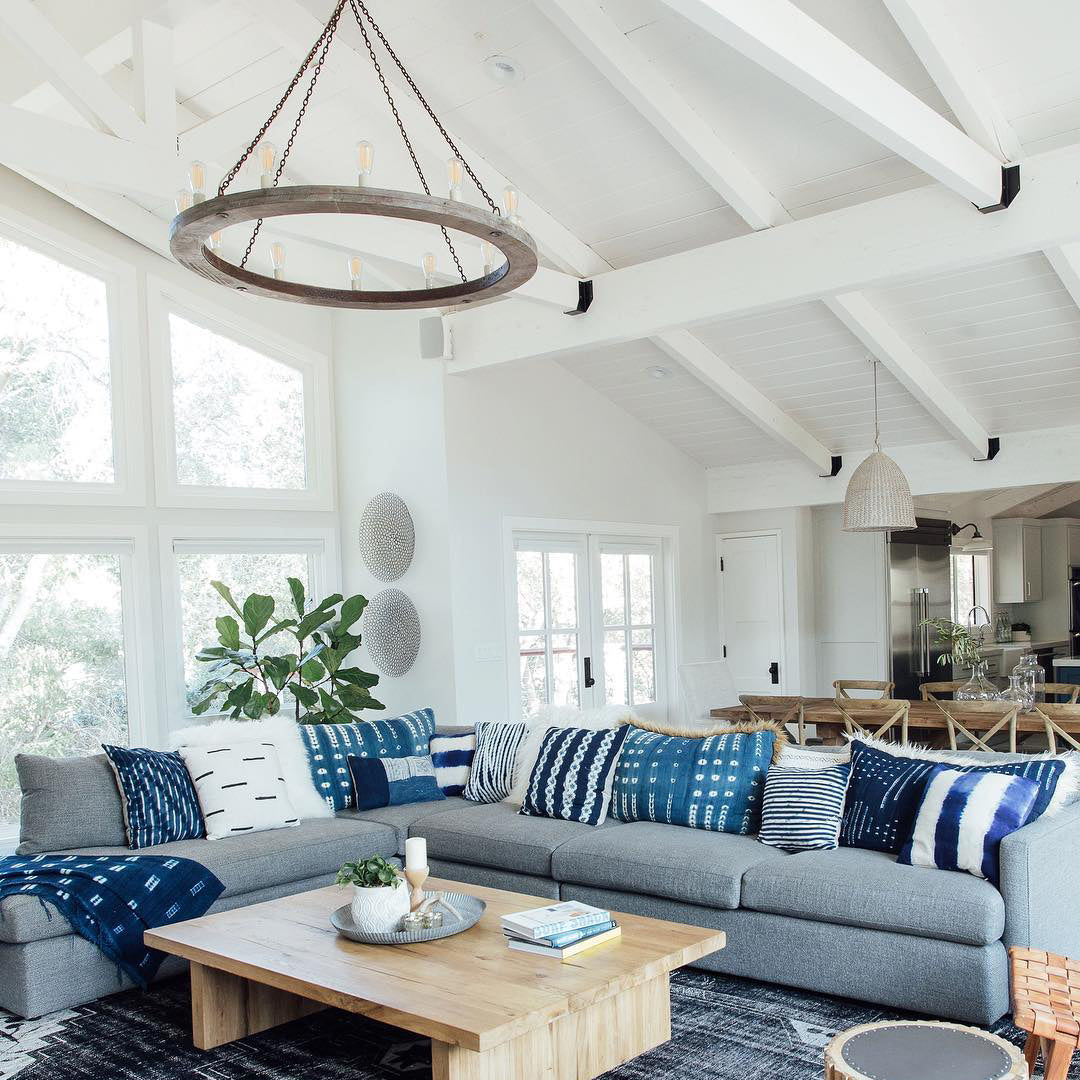 Armirila Vintage Industrial Wood Chandelier - Letslighting