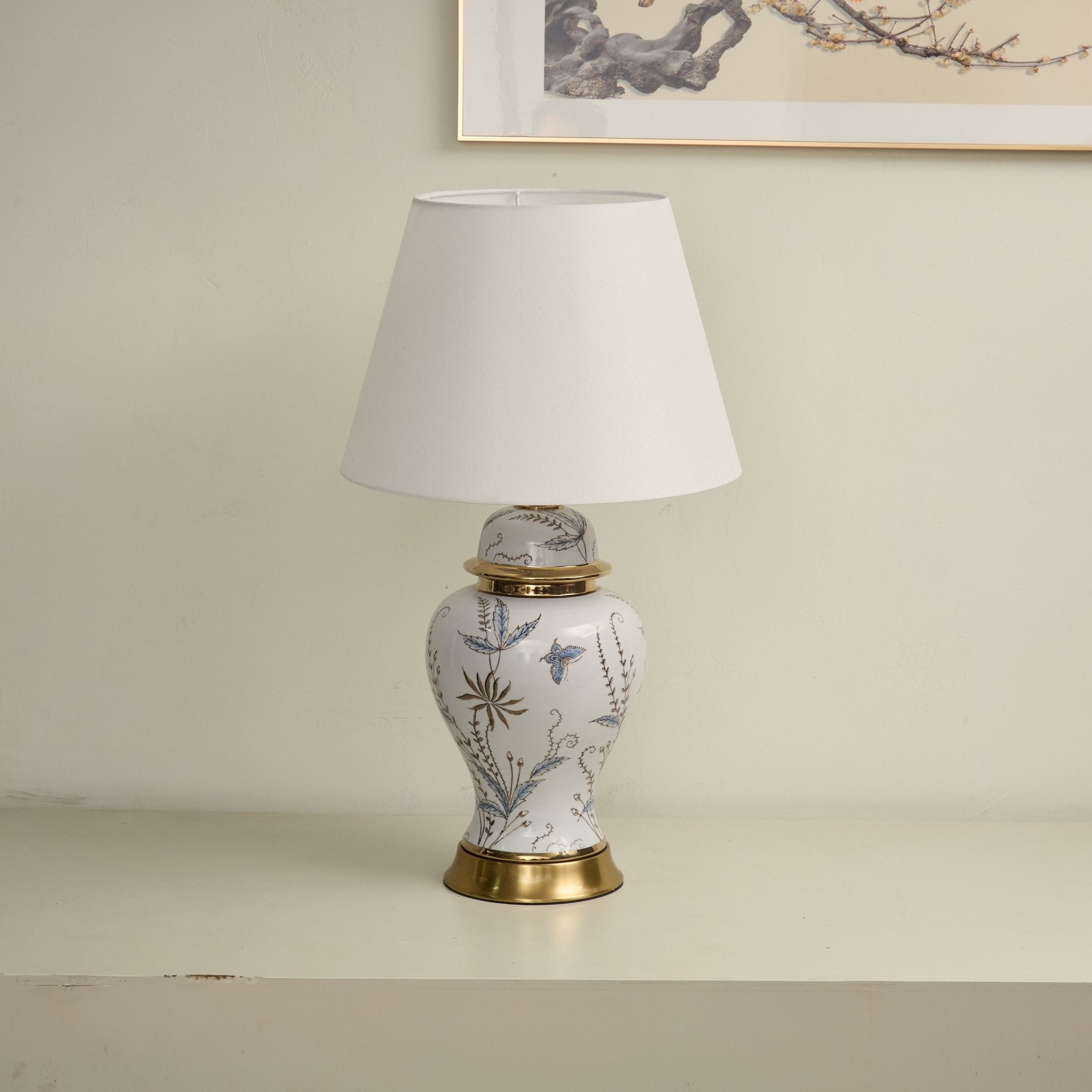 Gilt Elegant Fabric & Ceramics Table Lamp