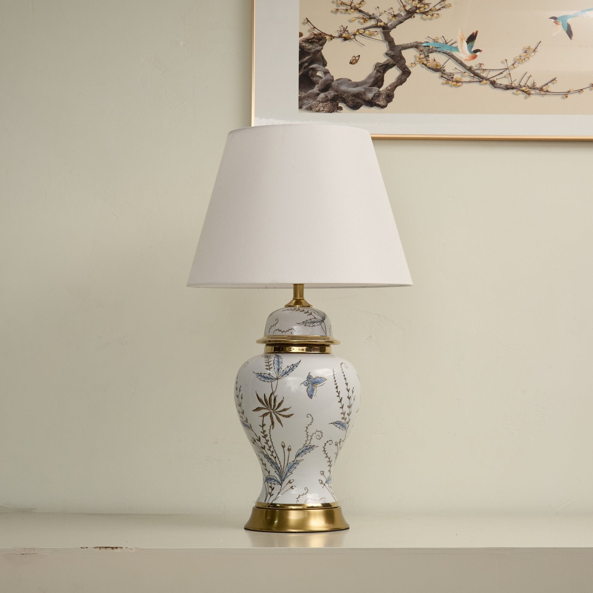 Gilt Elegant Fabric & Ceramics Table Lamp