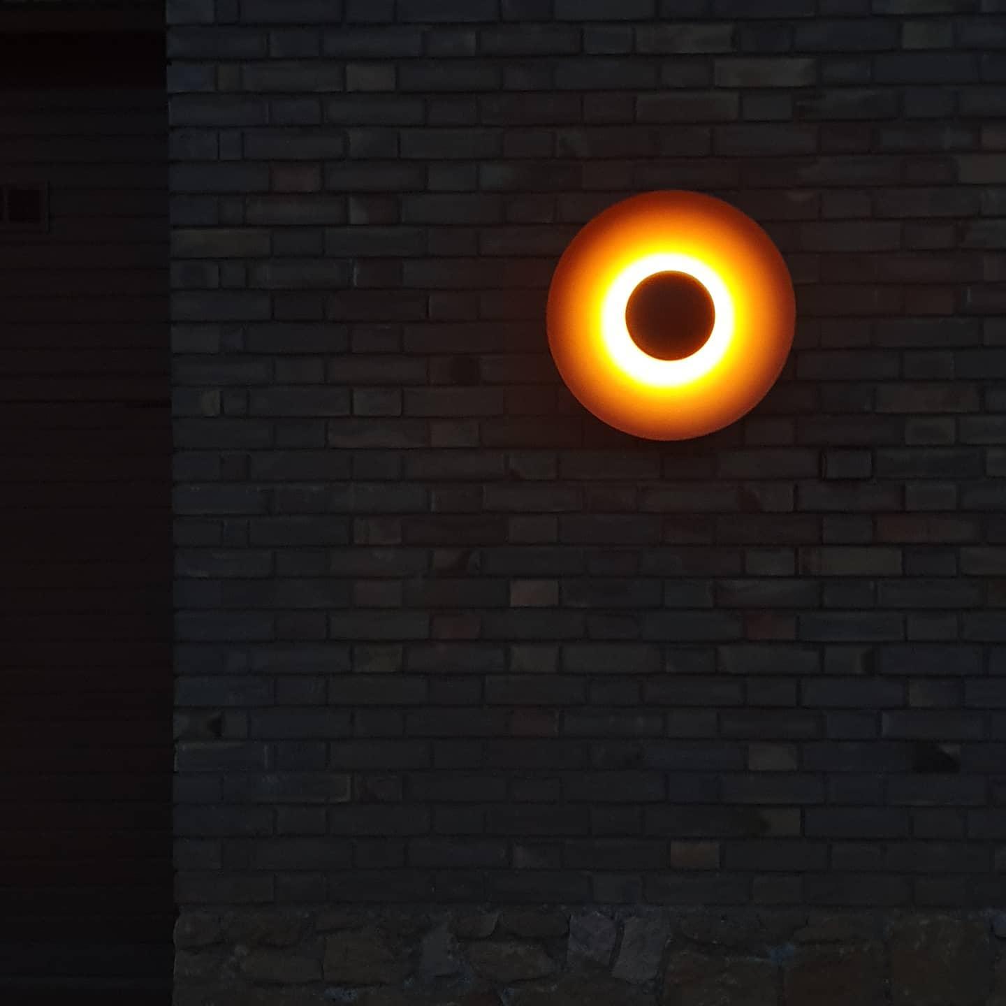 Peacemaker Elegance Simplicity Glow Wall Light - Letslighting