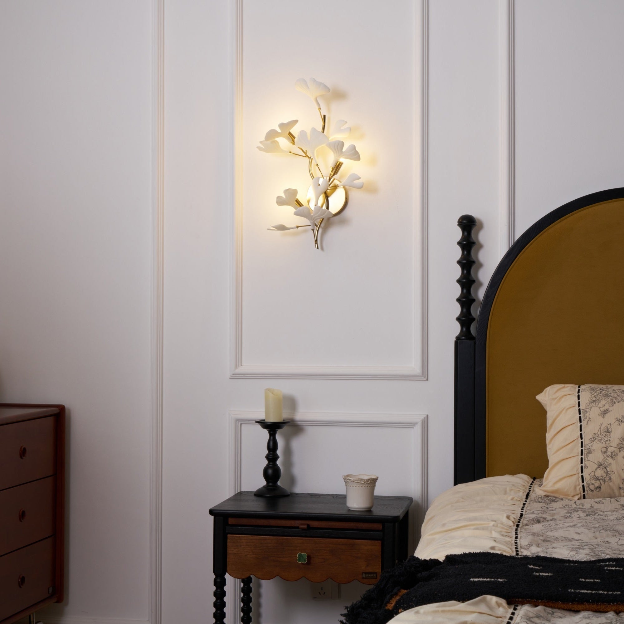 Wylie Postmodern Luxury Gingko Ceramics Wall Lamp - Letslighting