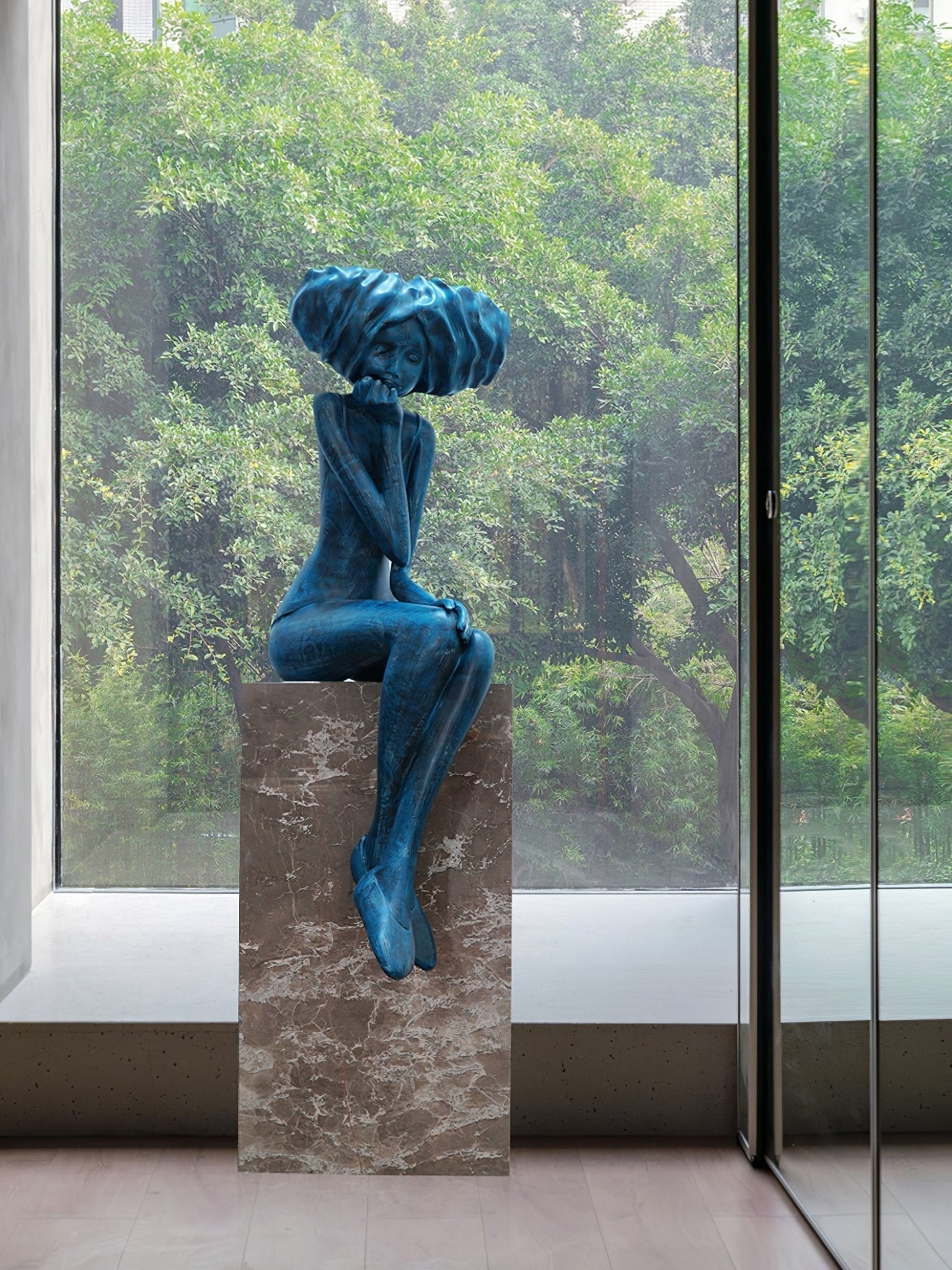 Lumenova Sculpture Girl Meditate Artistic - Letslighting