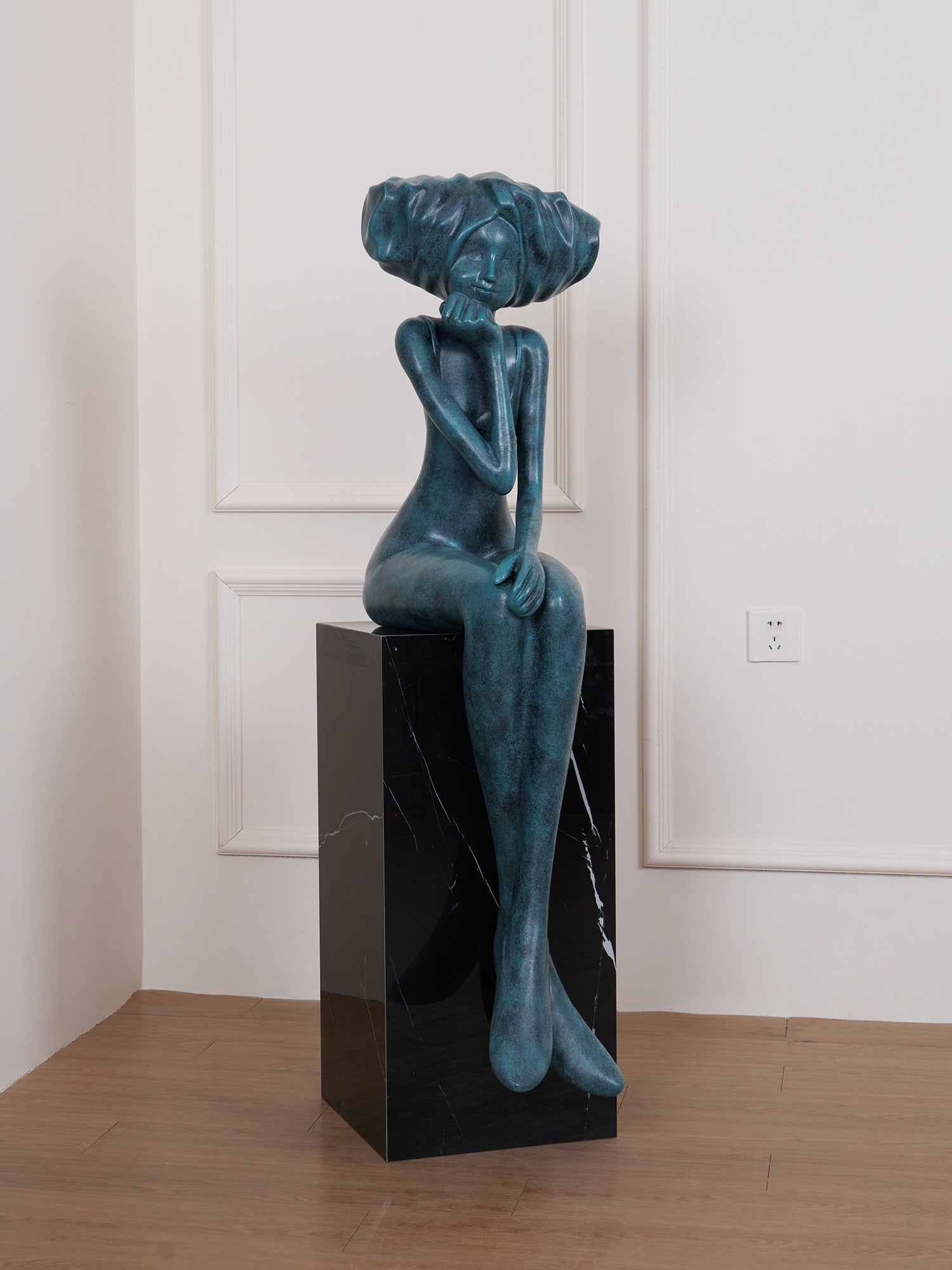 Lumenova Sculpture Girl Meditate Artistic - Letslighting