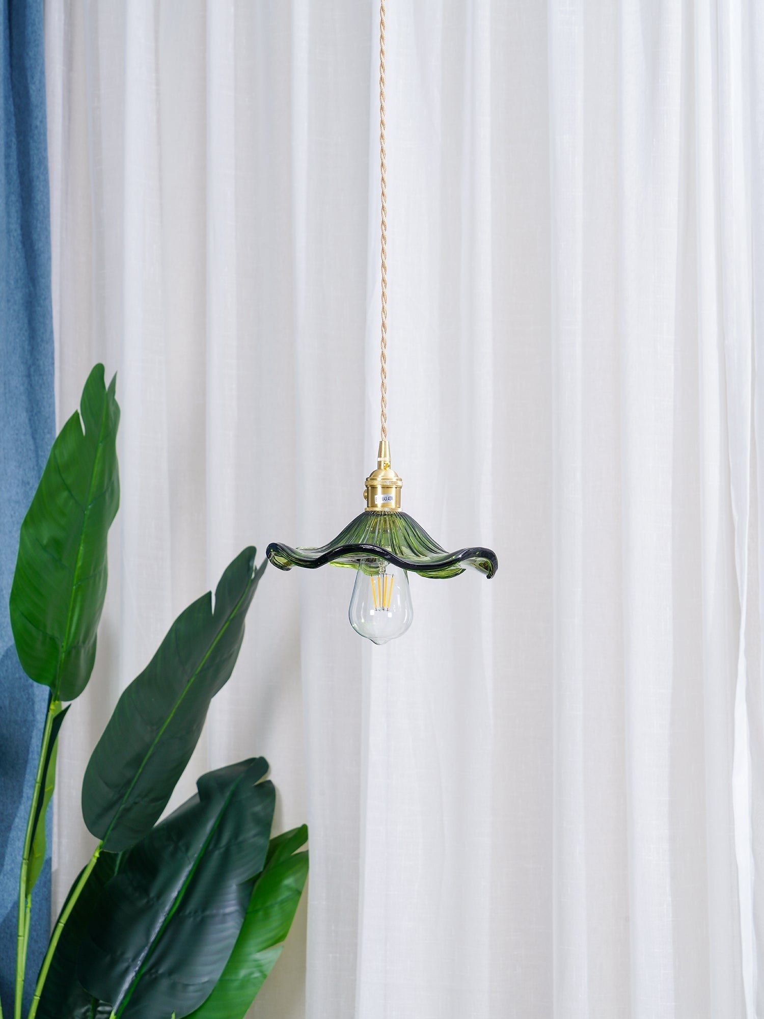 Daphne Modern Glass Flower Pendant Light - Letslighting