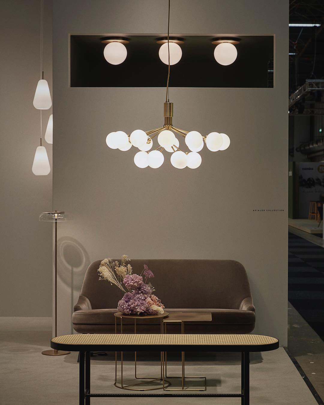 Lustra Pendant Lamp Glass Globe Cluster Brass - Letslighting