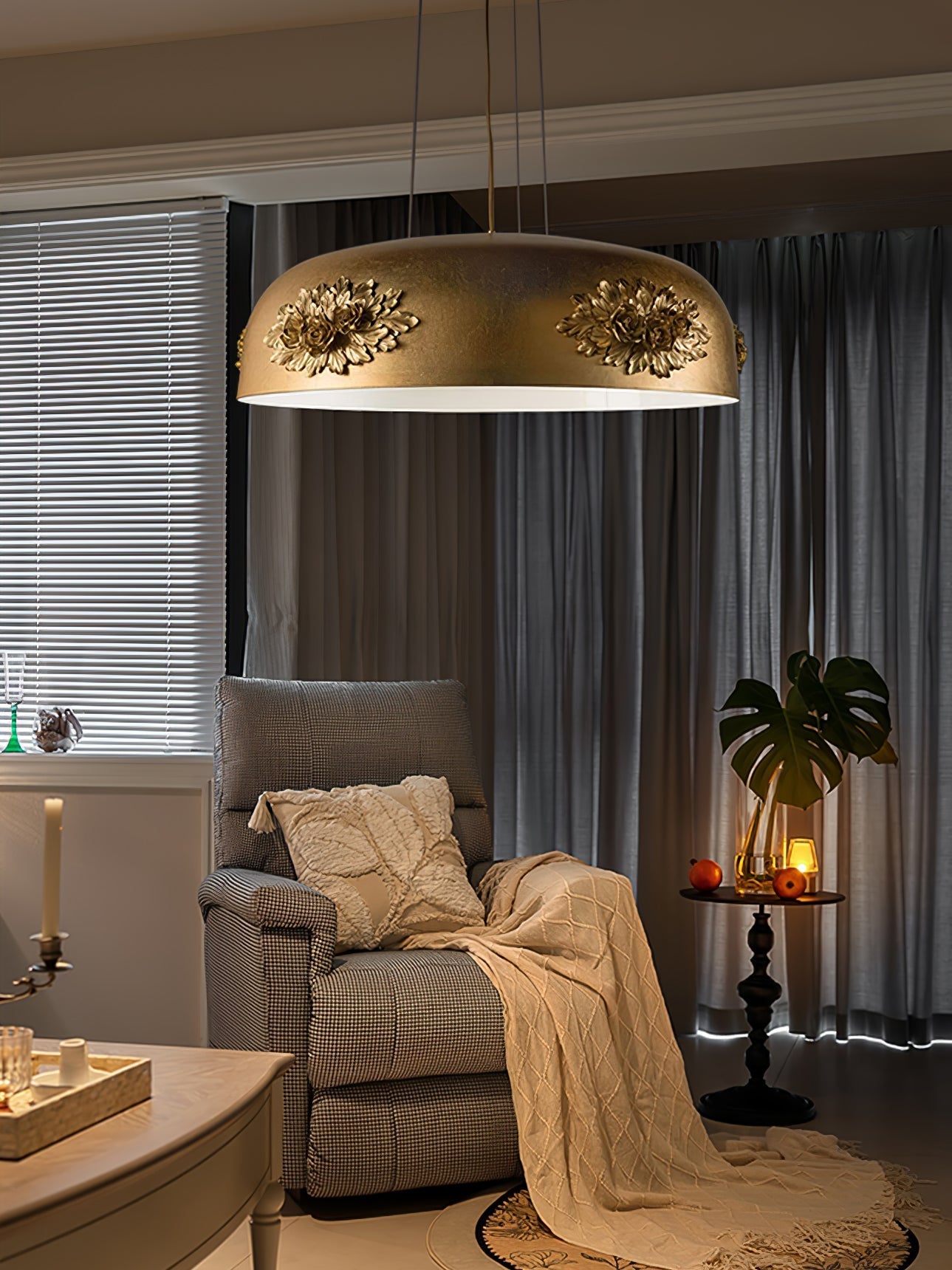 Zesolila Traditional Art Gold Pendant Light - Letslighting