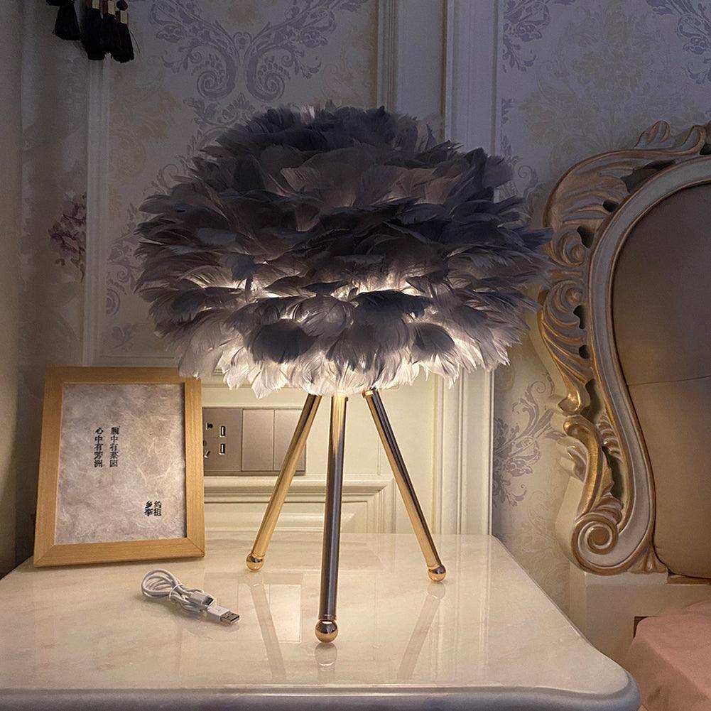 Nilo Feather Feminine Table Lamp - Letslighting
