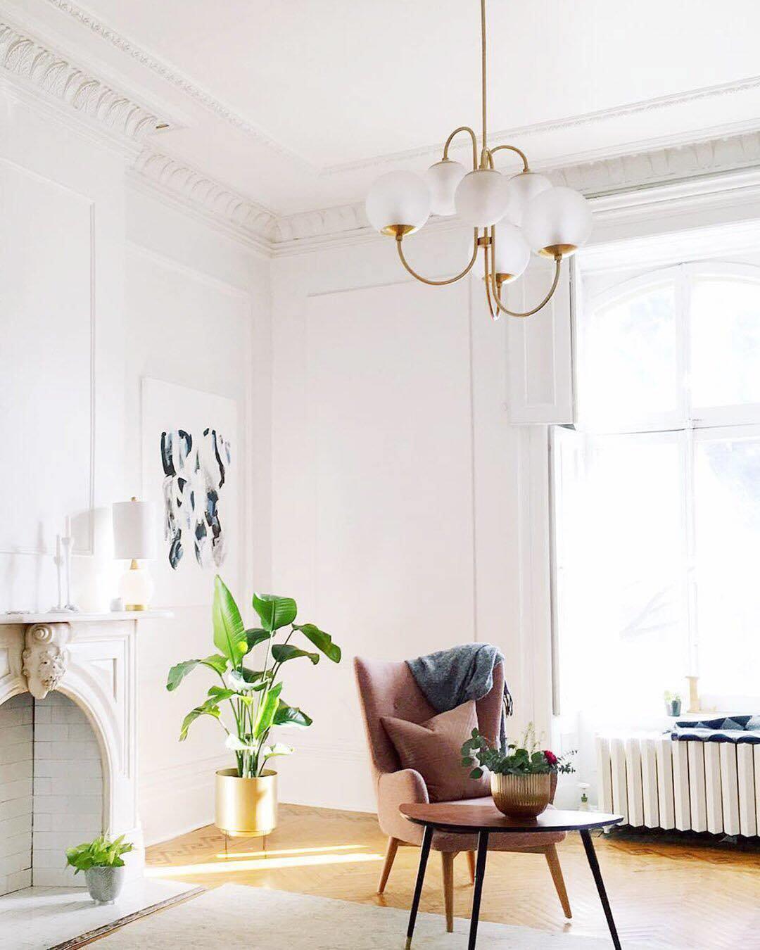 Lustra Chandelier Brass Globe Cluster Curved Arm - Letslighting