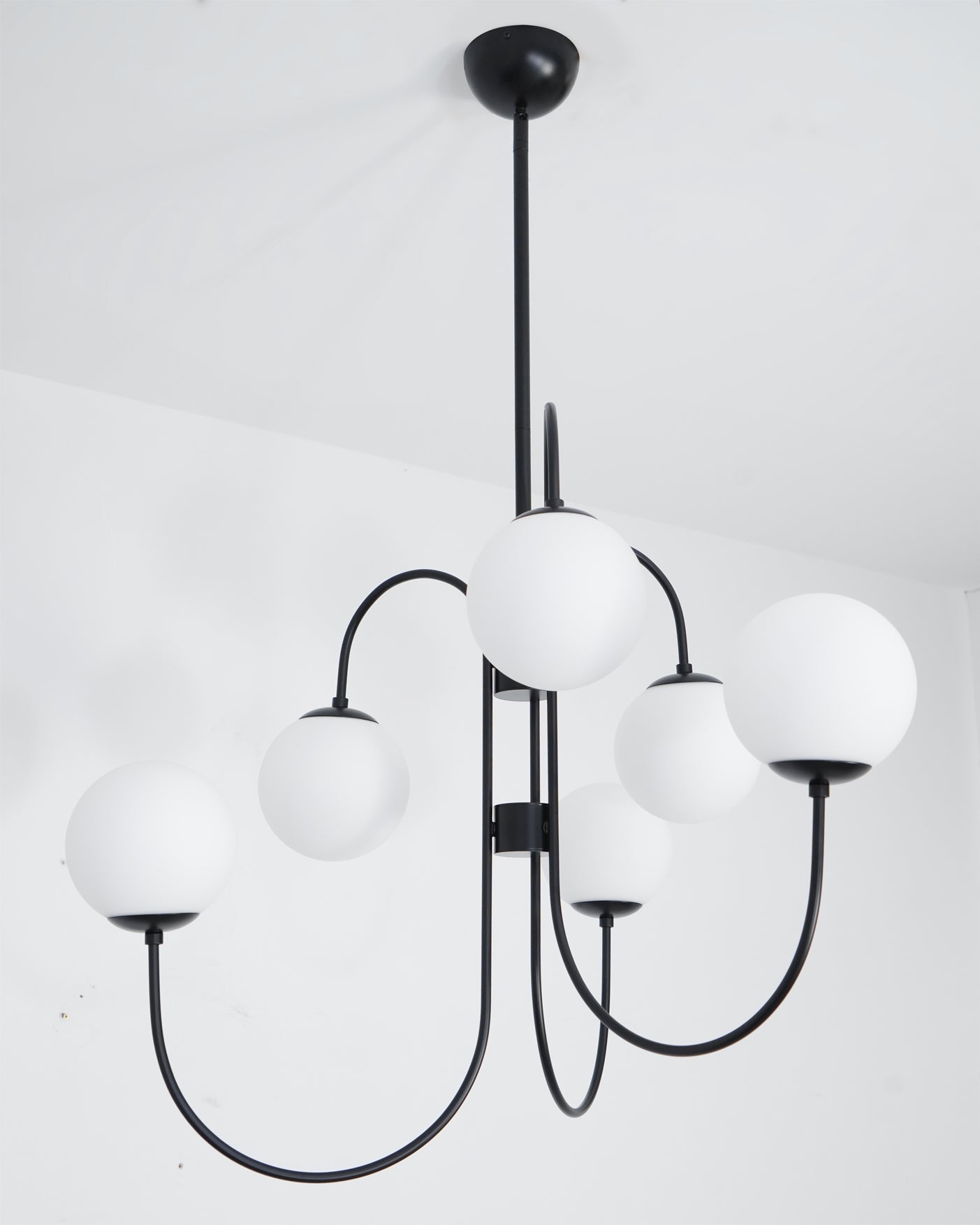 Lustra Chandelier Brass Globe Cluster Curved Arm - Letslighting