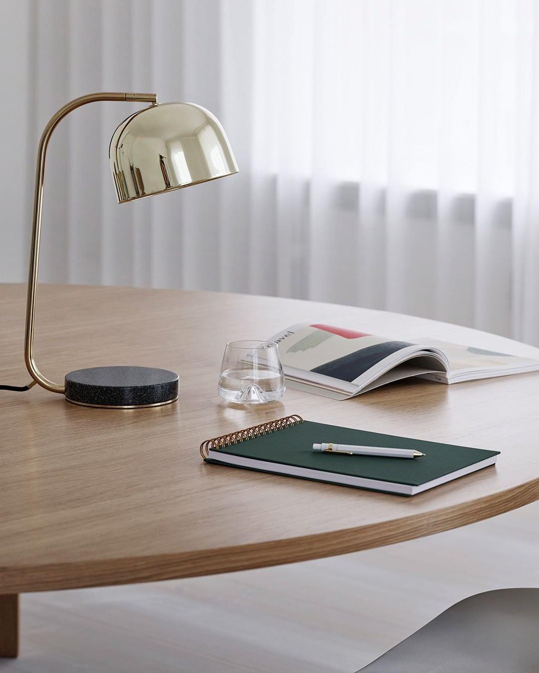 Elara Minimalist Table Lamp - Letslighting