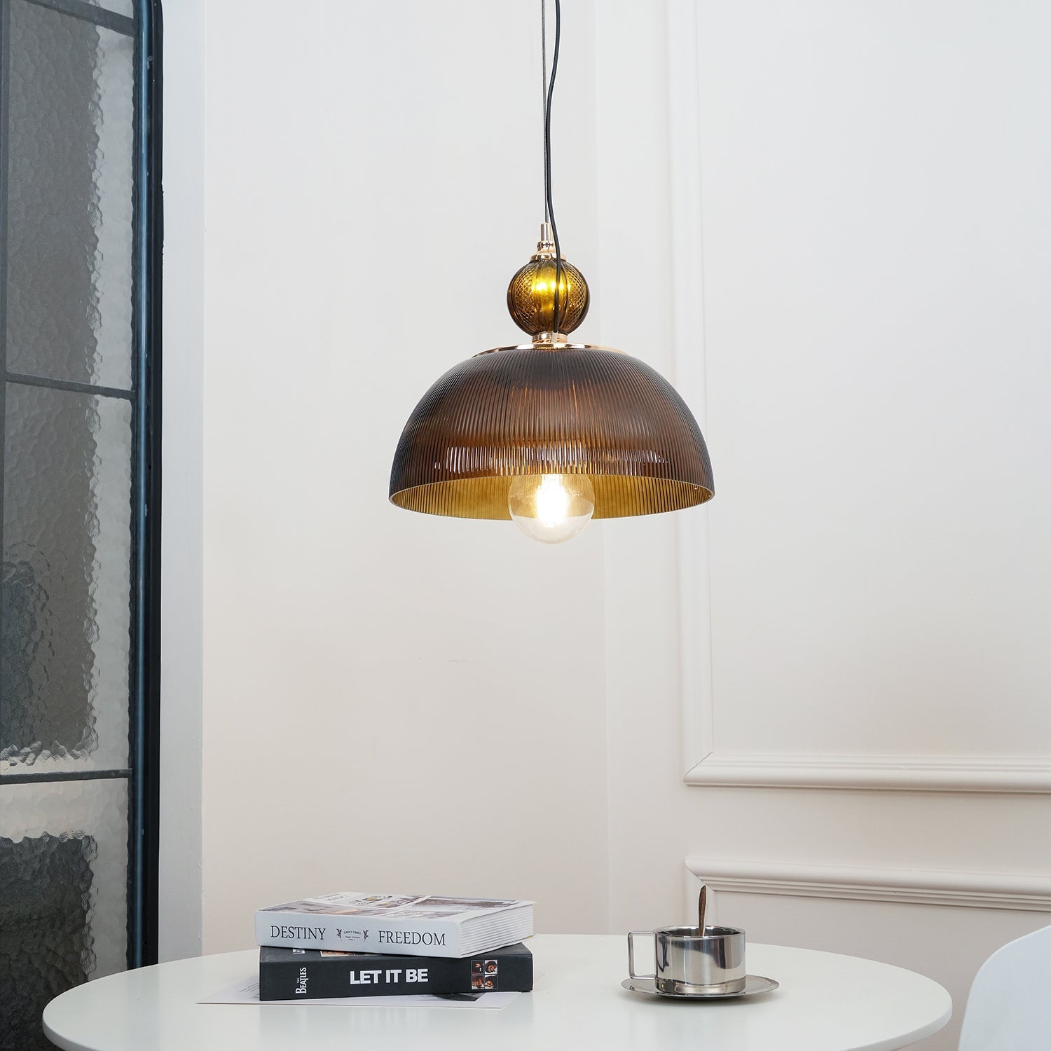 Nyra Glass Retro Pendant Lamp - Letslighting