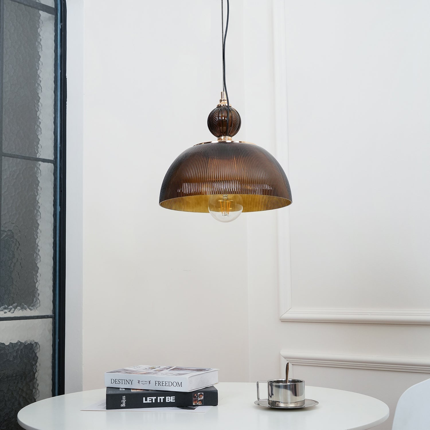 Nyra Glass Retro Pendant Lamp - Letslighting