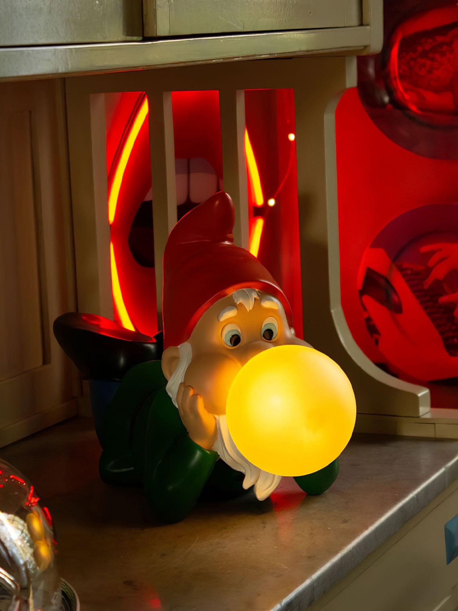 Brisa Resin Playful Table Lamp - Letslighting