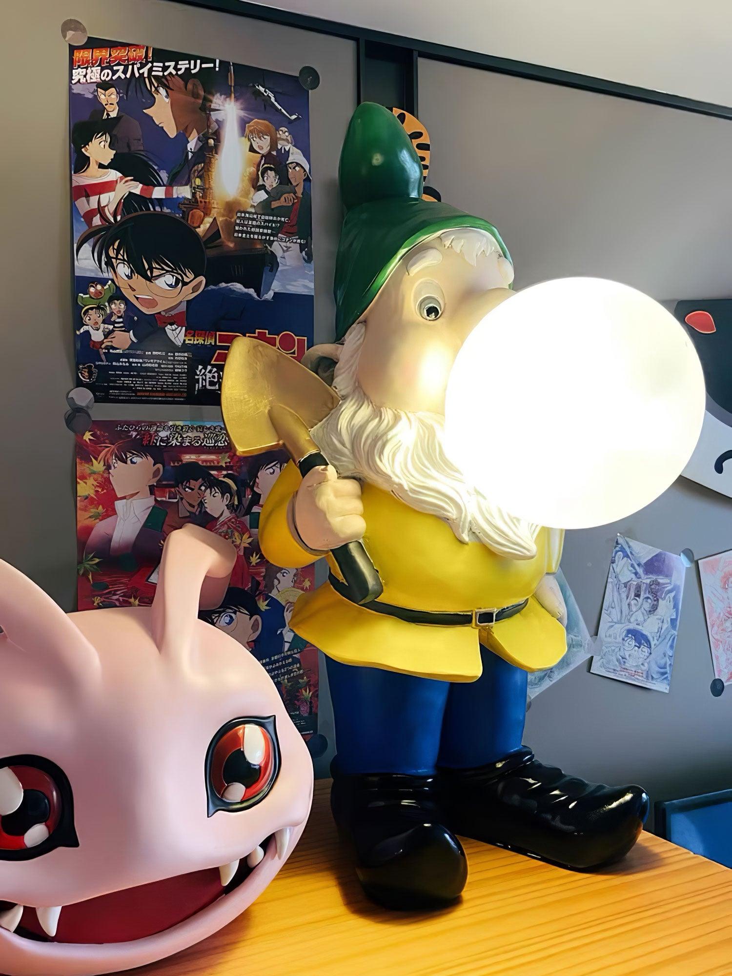 Brisa Resin Playful Table Lamp - Letslighting